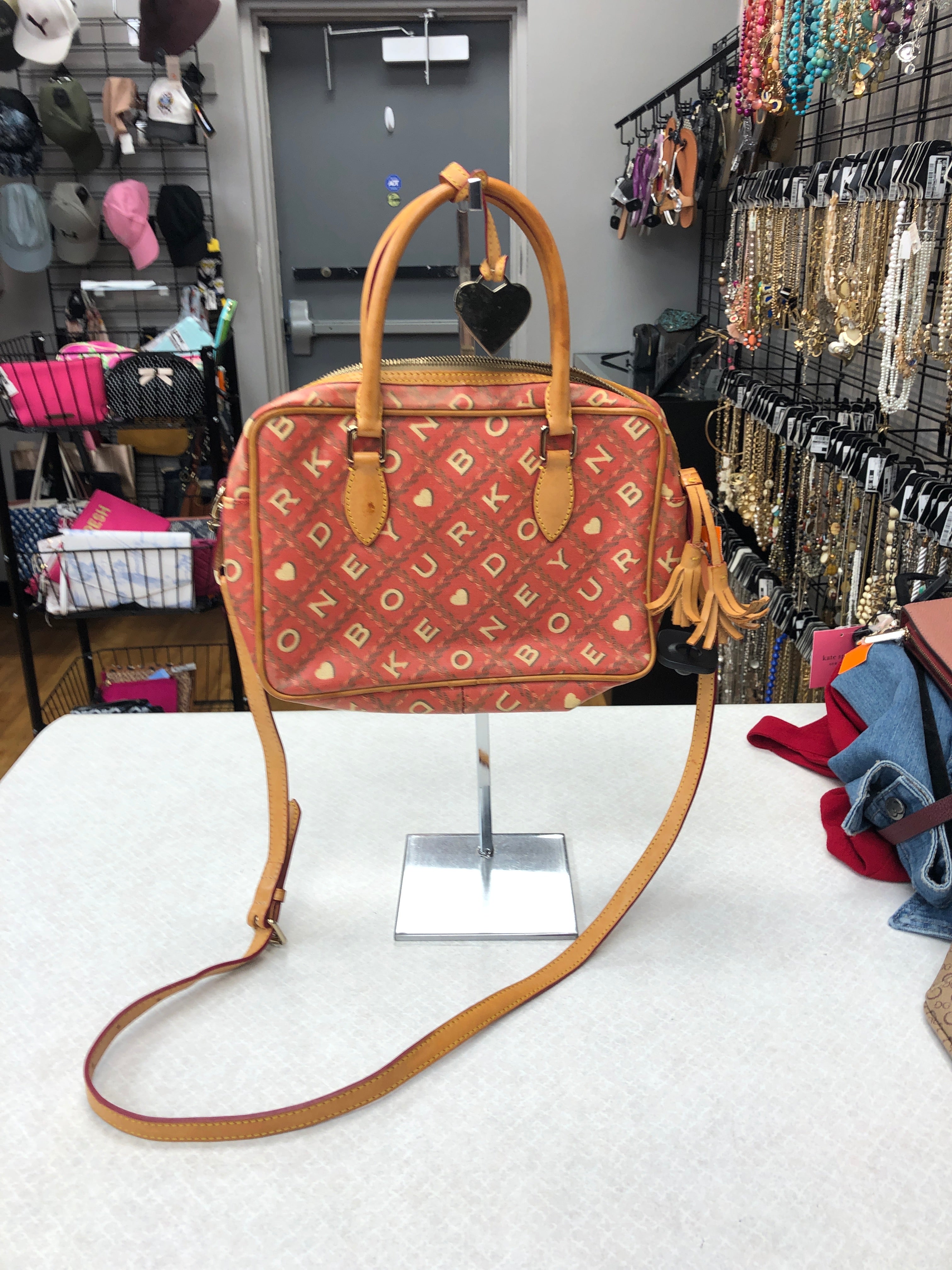 Abbigliamento Mentor Altamonte Springs Florida, Borsa a mano di Dooney And Bourke Dimensioni: Medio