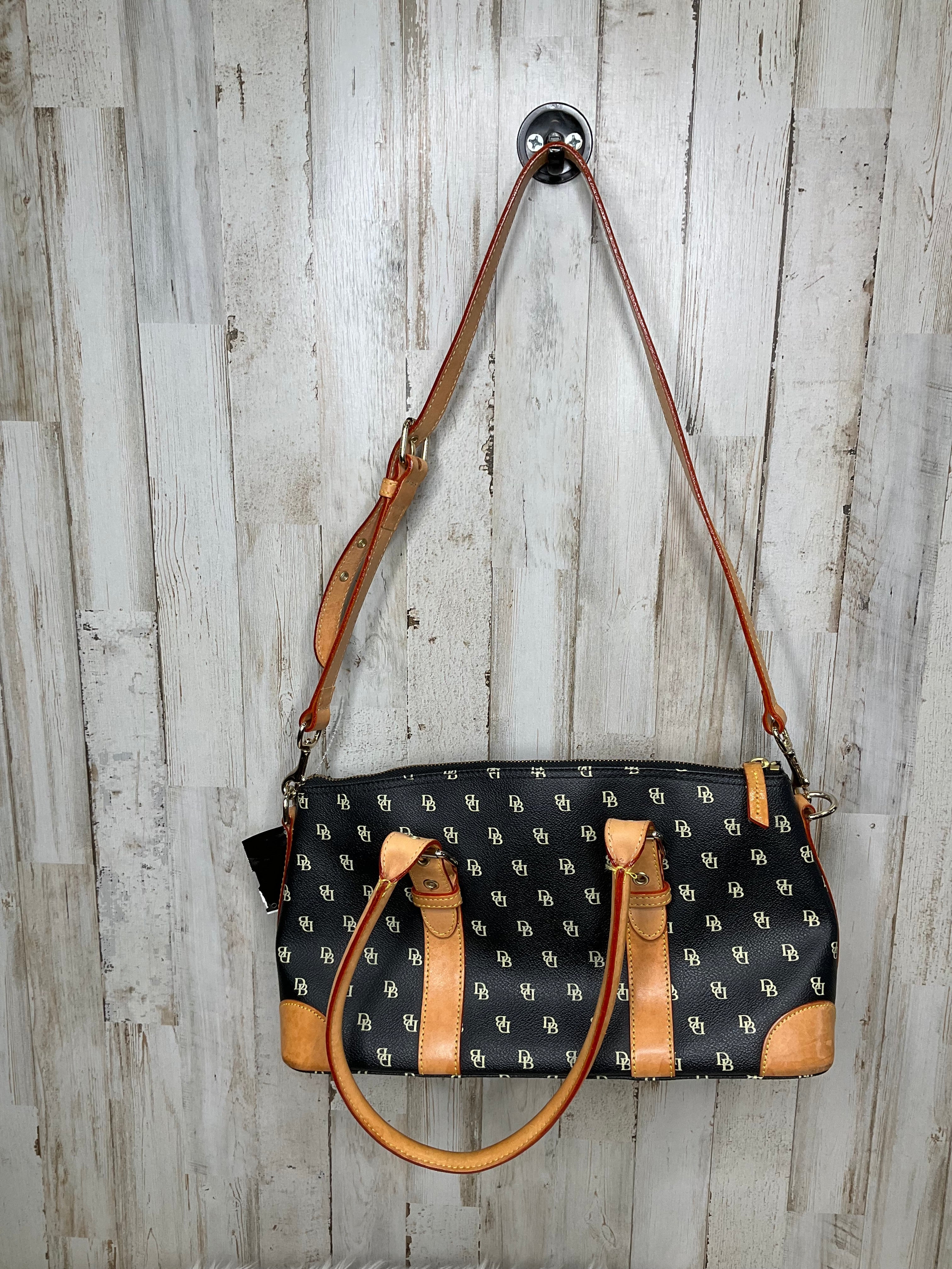 Mentore di vestiti Knoxville Turkey Creek, Tennessee, Borsa a mano di Dooney And Bourke Dimensioni: Medio