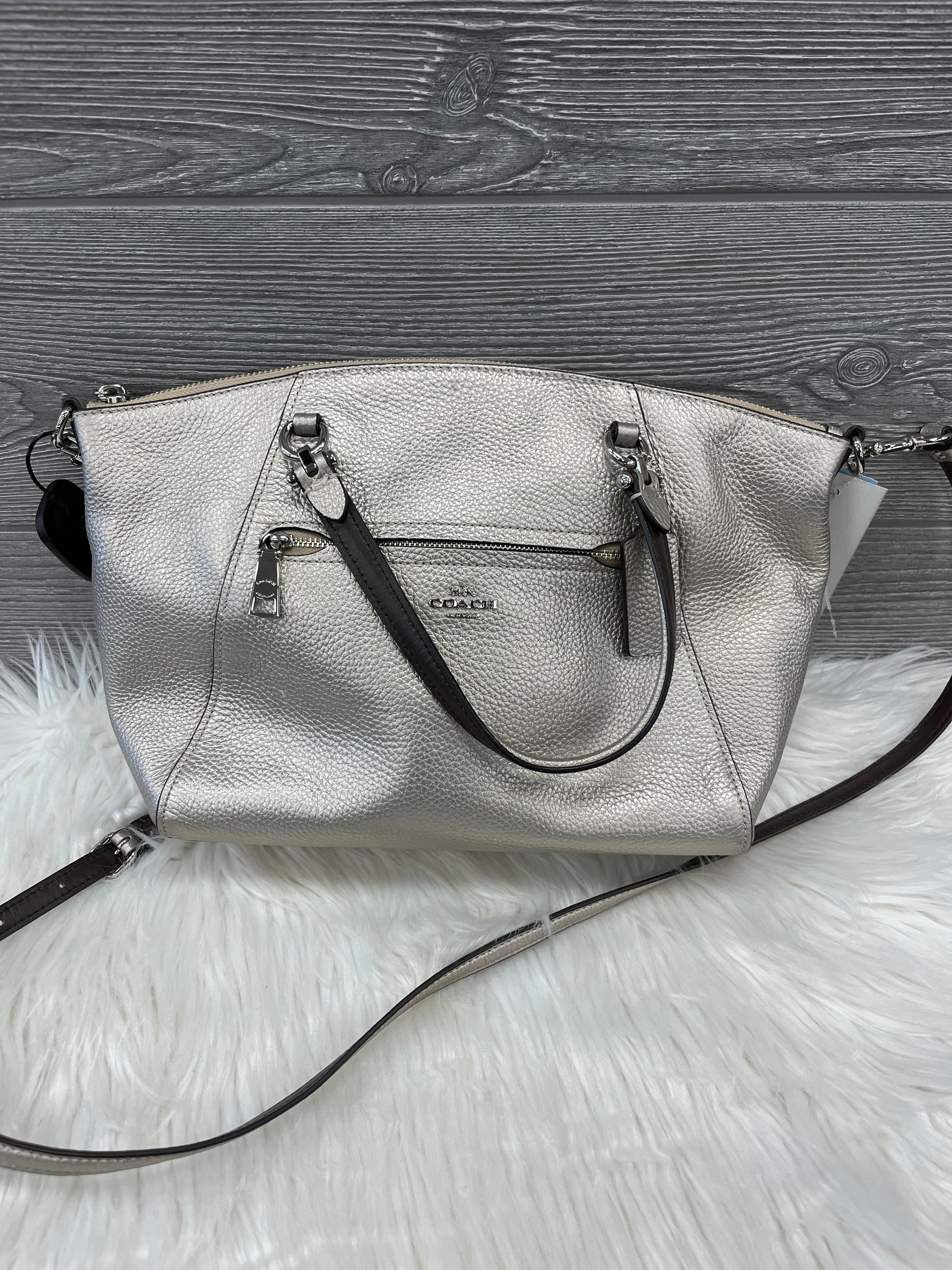 Mentore di vestiti Goshen, Indiana, Crossbody Designer By Coach Dimensioni: Medio