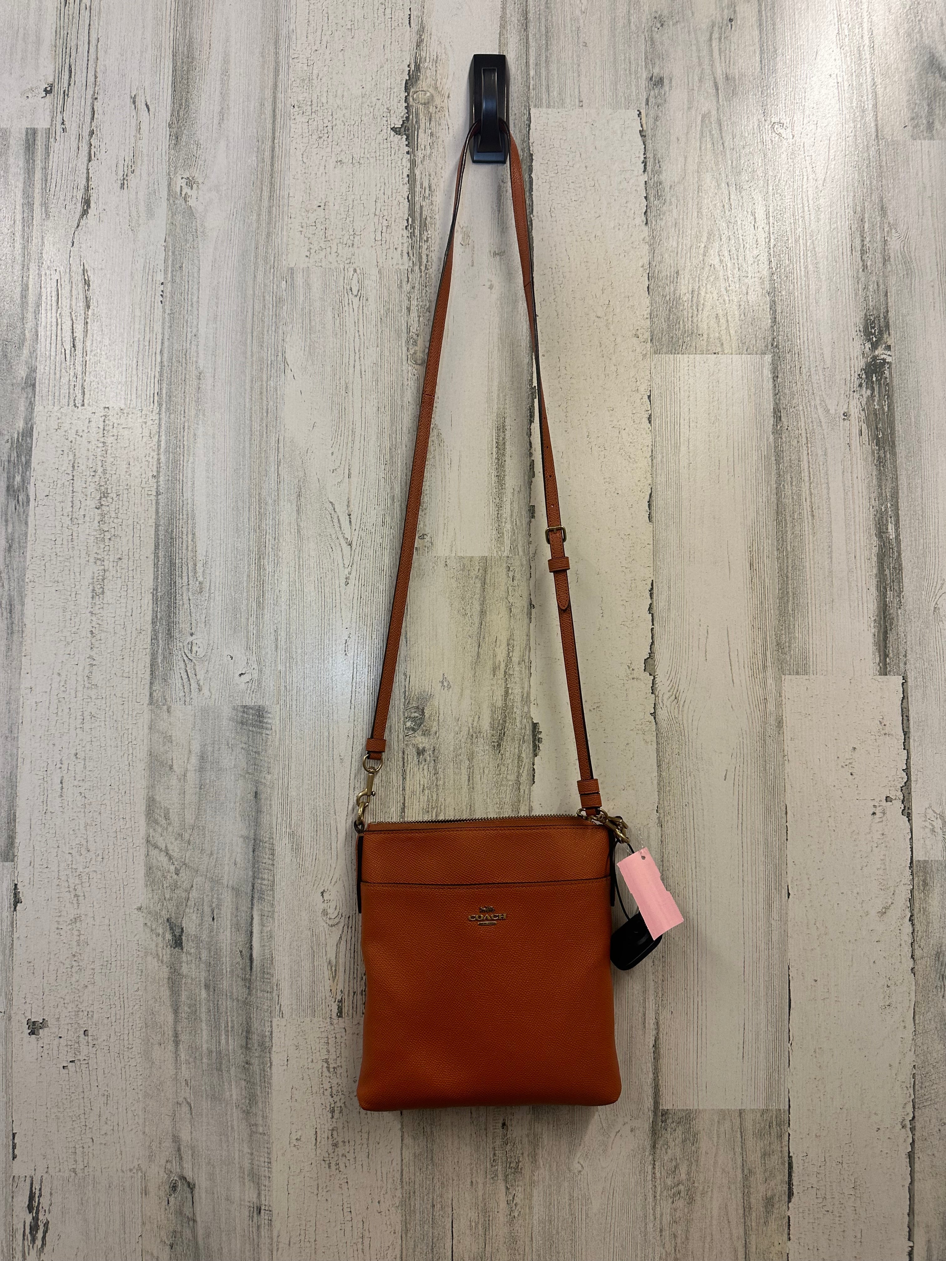 Mentore di vestiti Louisville, Kentucky, Crossbody Designer By Coach Dimensioni: Piccolo