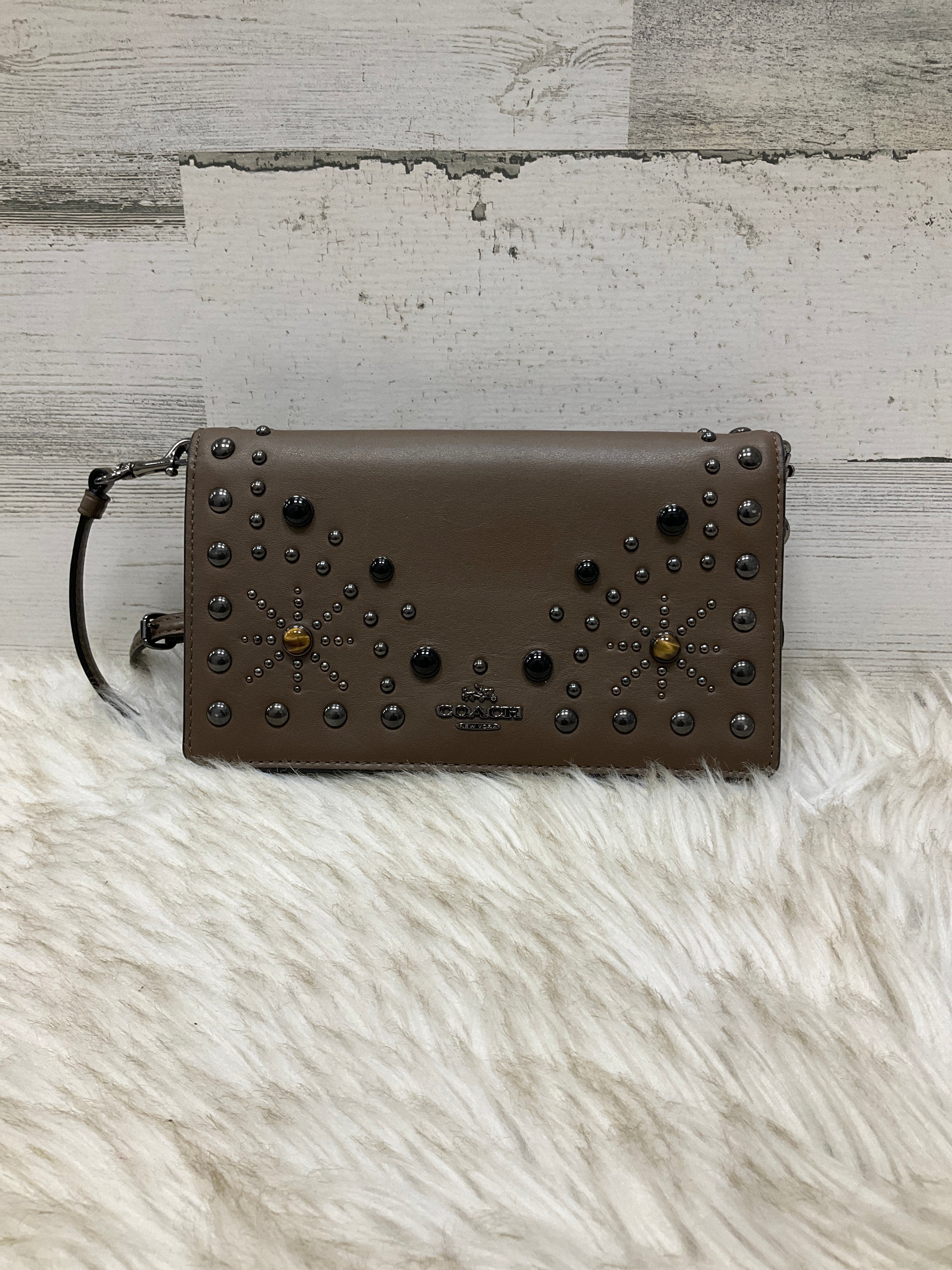 Mentore di vestiti Mishawaka, Indiana, Crossbody Designer By Coach Dimensioni: Piccolo