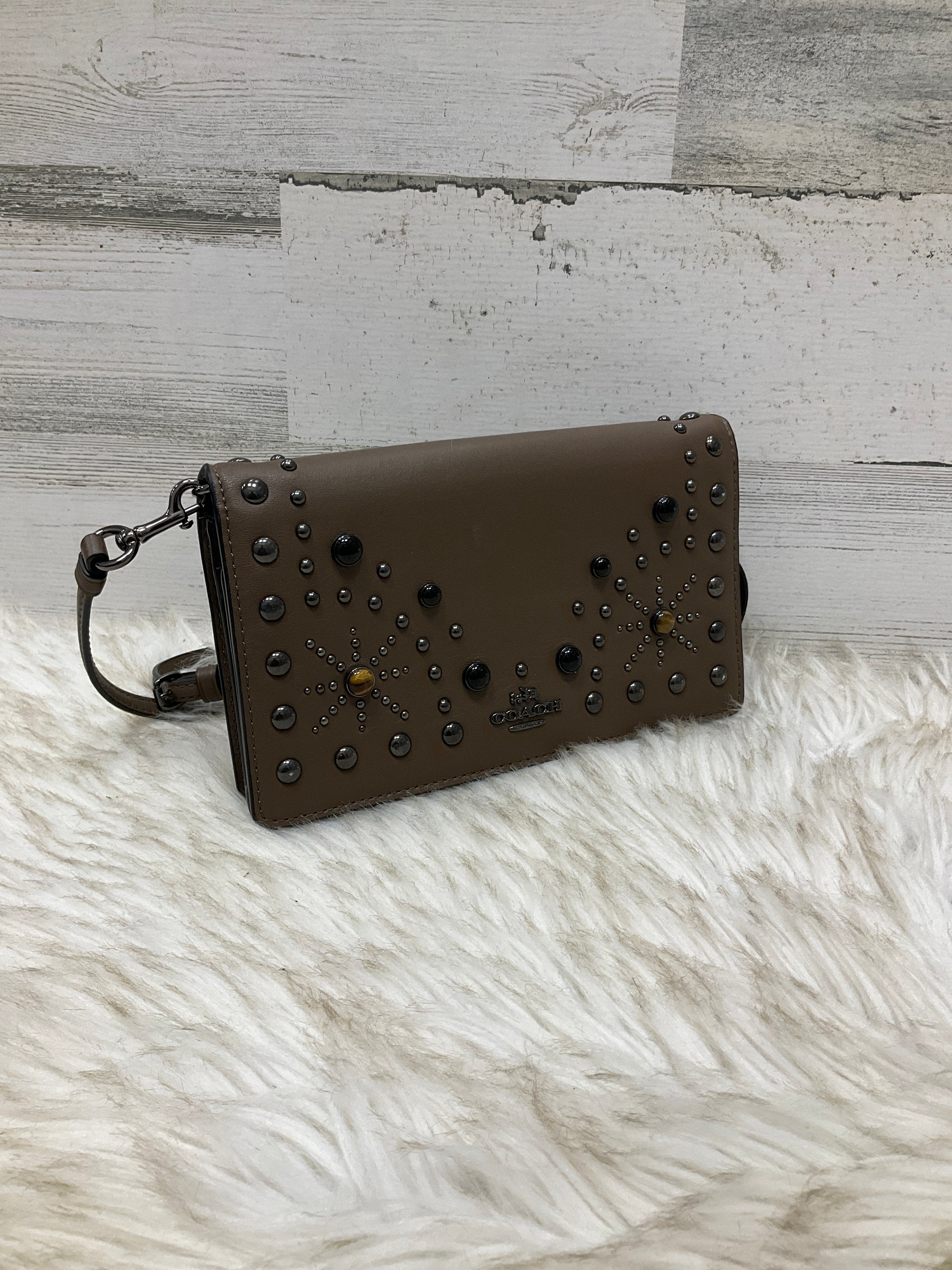 Mentore di vestiti Mishawaka, Indiana, Crossbody Designer By Coach Dimensioni: Piccolo