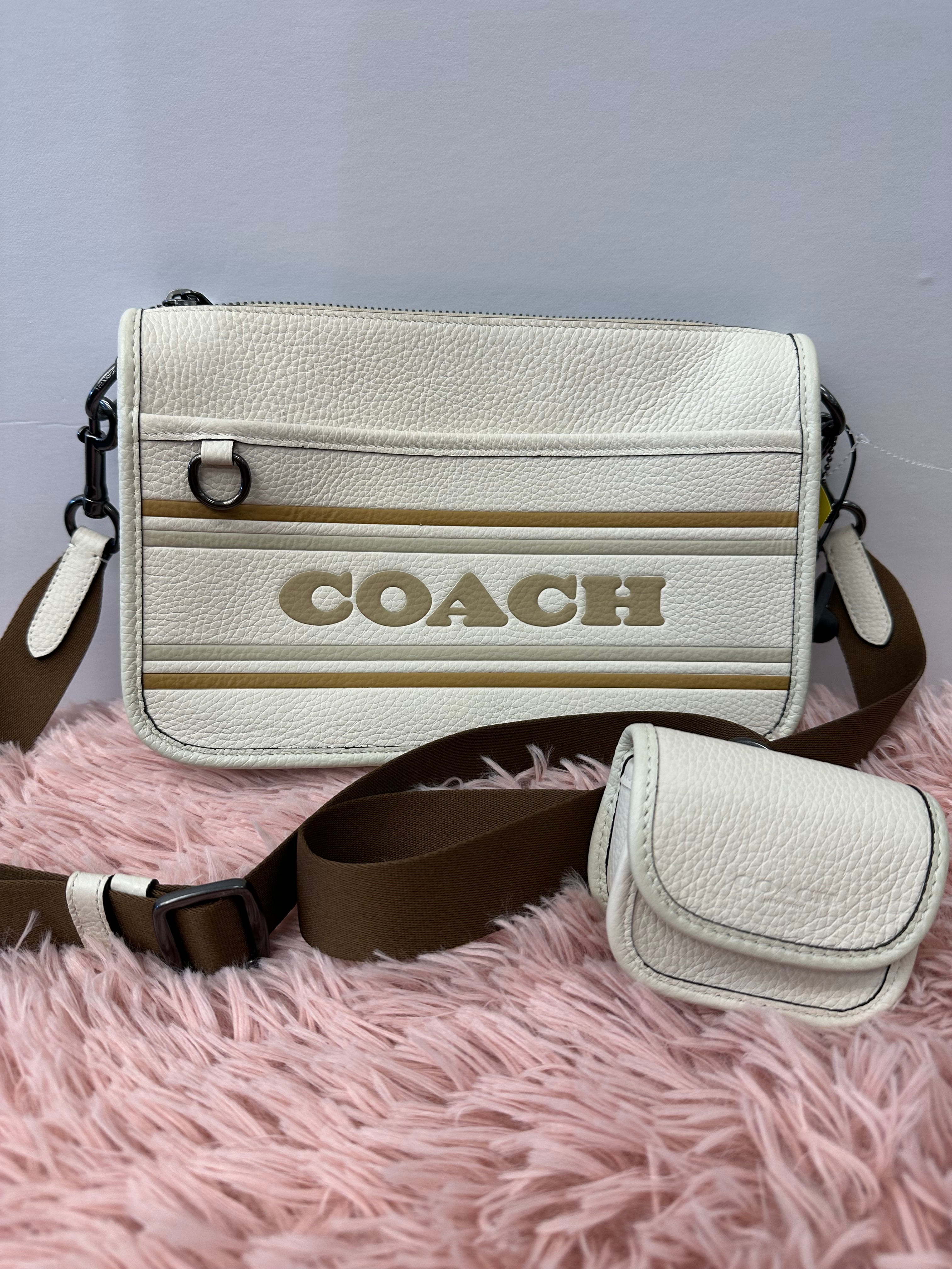 Mentore di vestiti Newport News, Virginia, Crossbody Designer By Coach Dimensioni: Piccolo