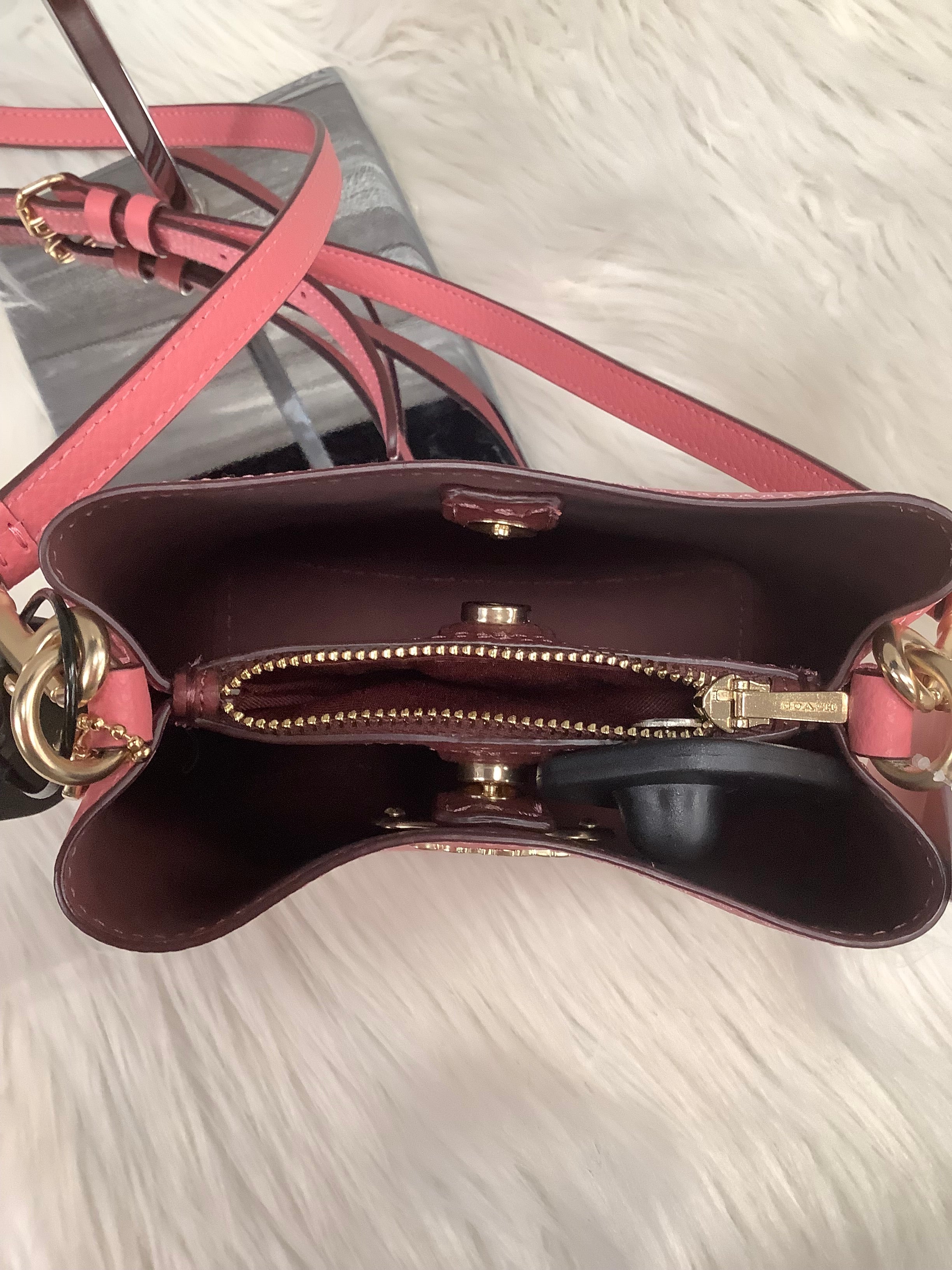 Abbigliamento Mentor Goshen, Indiana, Crossbody Designer By Coach Dimensioni: Piccolo