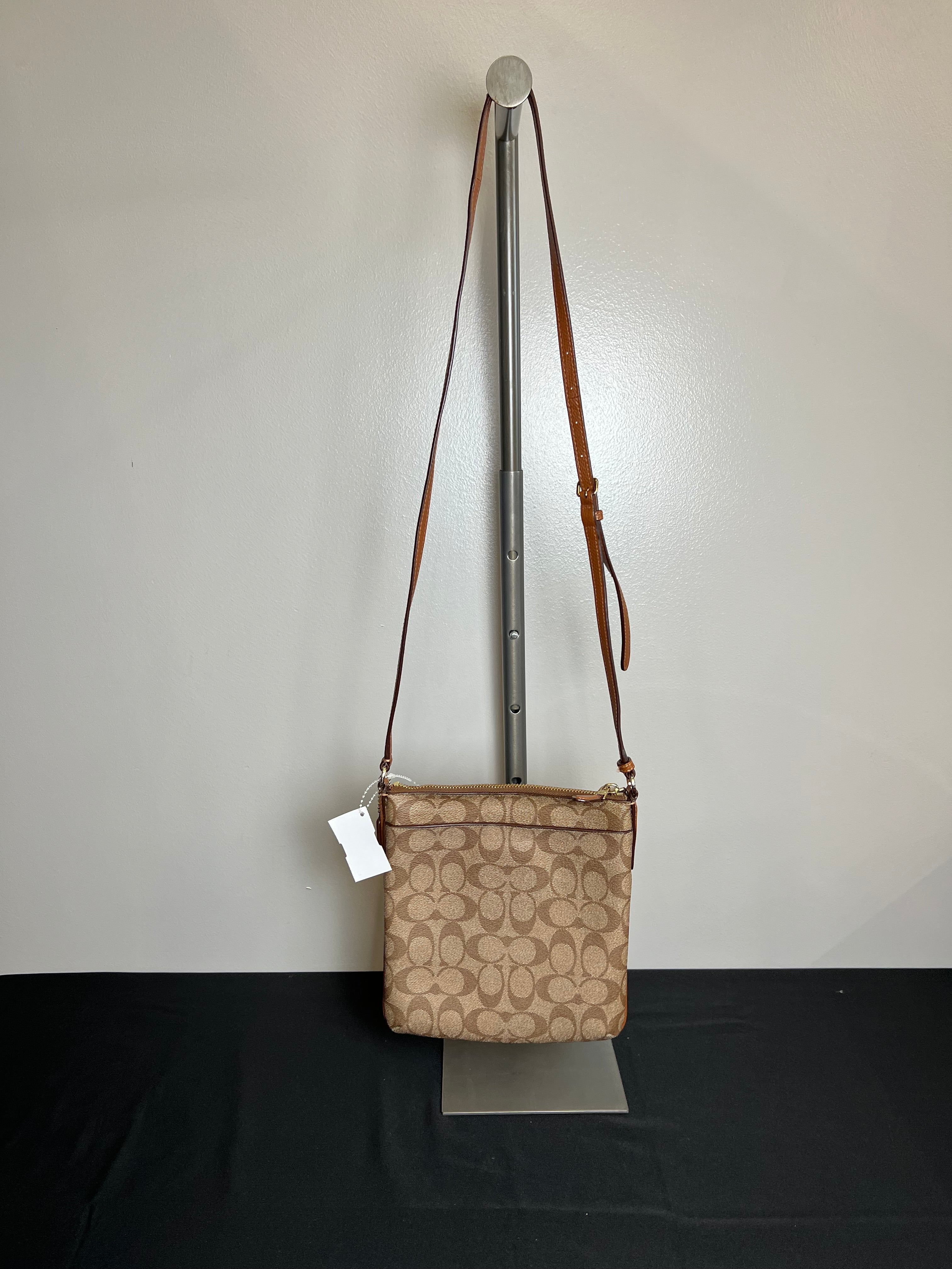 Mentore di vestiti Omaha Nebraska, Crossbody Designer By Coach Dimensioni: Piccolo