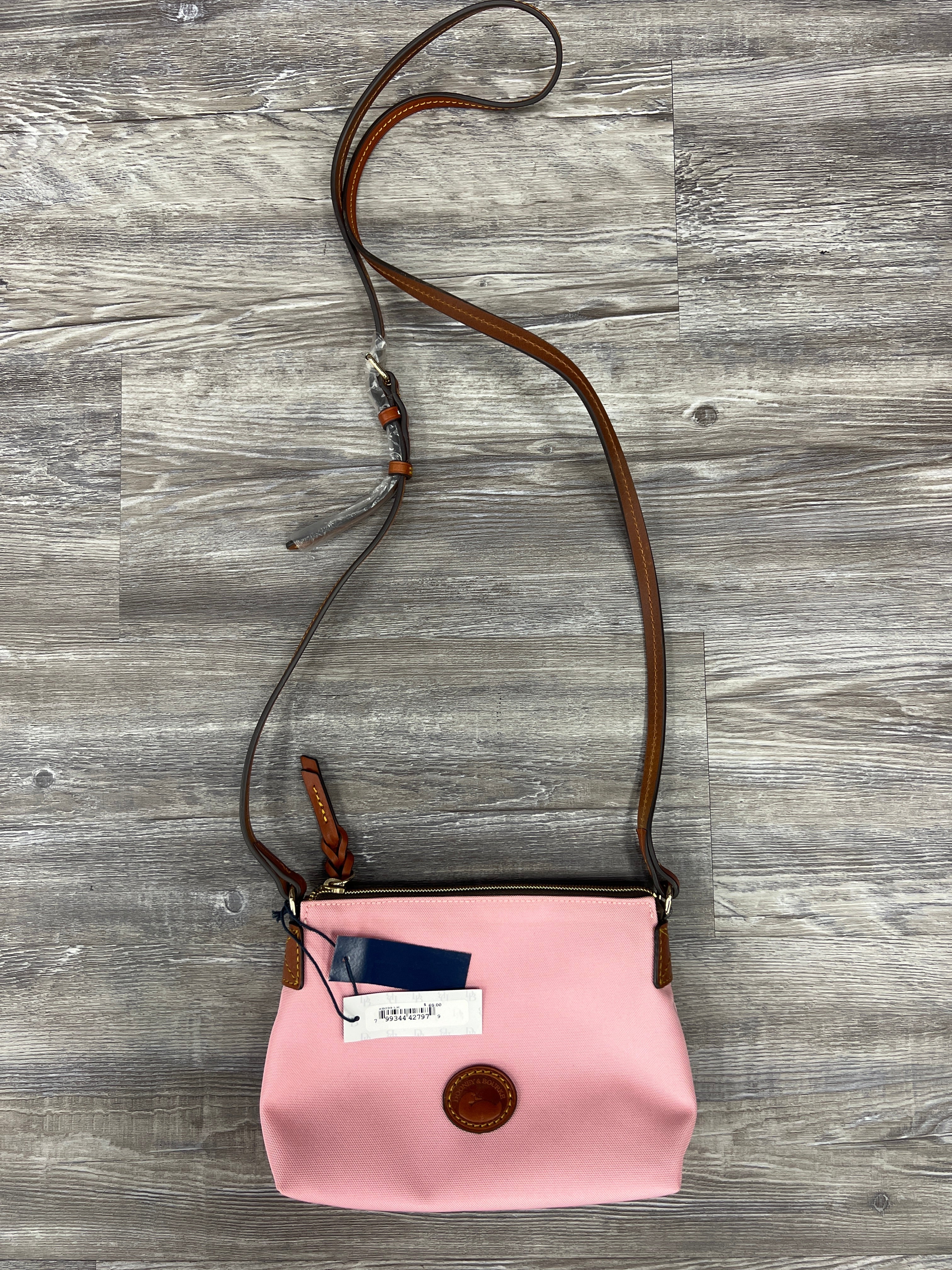 Abbigliamento Mentor Brookfield, Wisconsin, Crossbody Designer By Dooney And Bourk Dimensioni: Piccolo