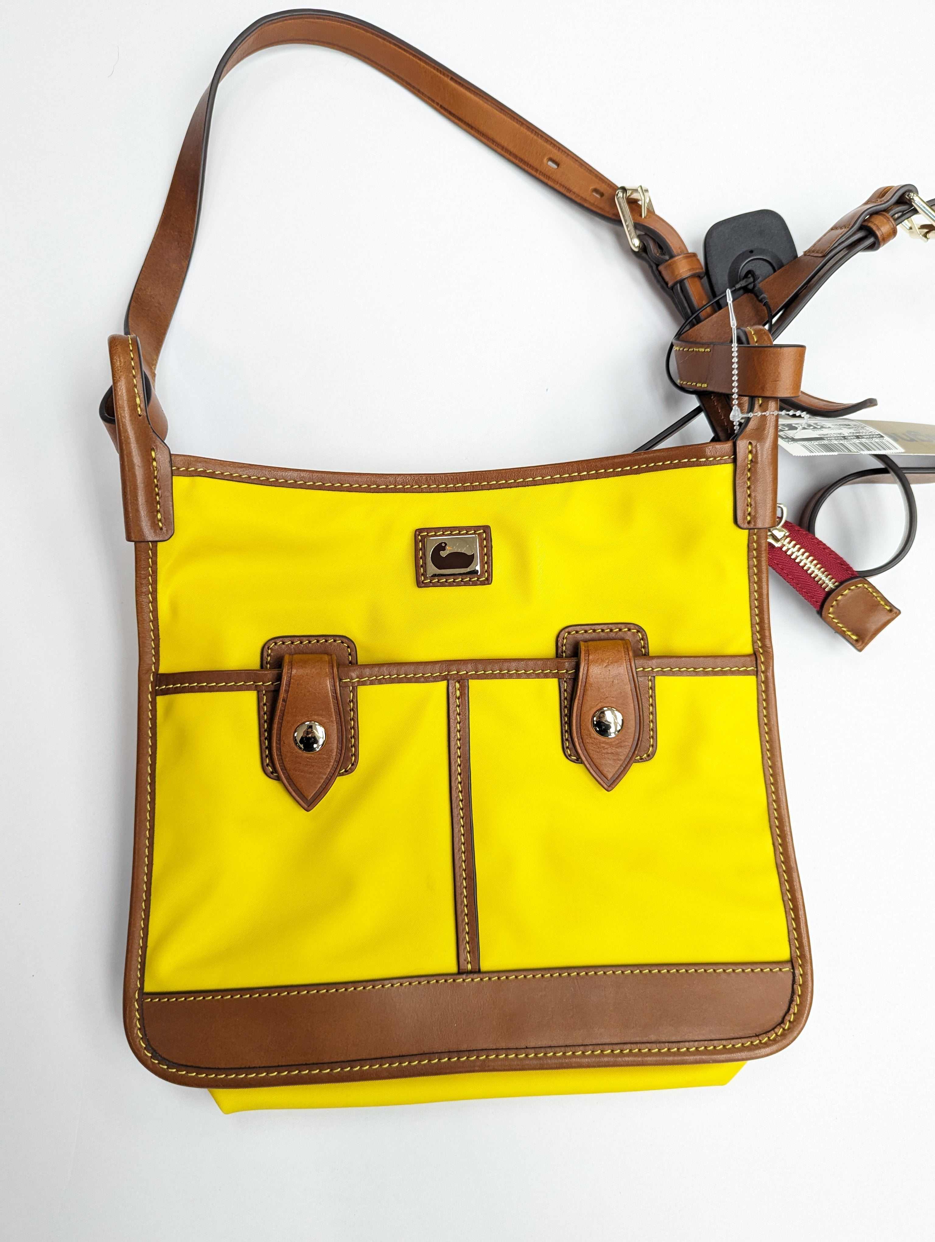 Mentore di vestiti Newport News, Virginia, Crossbody Designer By Dooney And Bourke Dimensioni: Medio