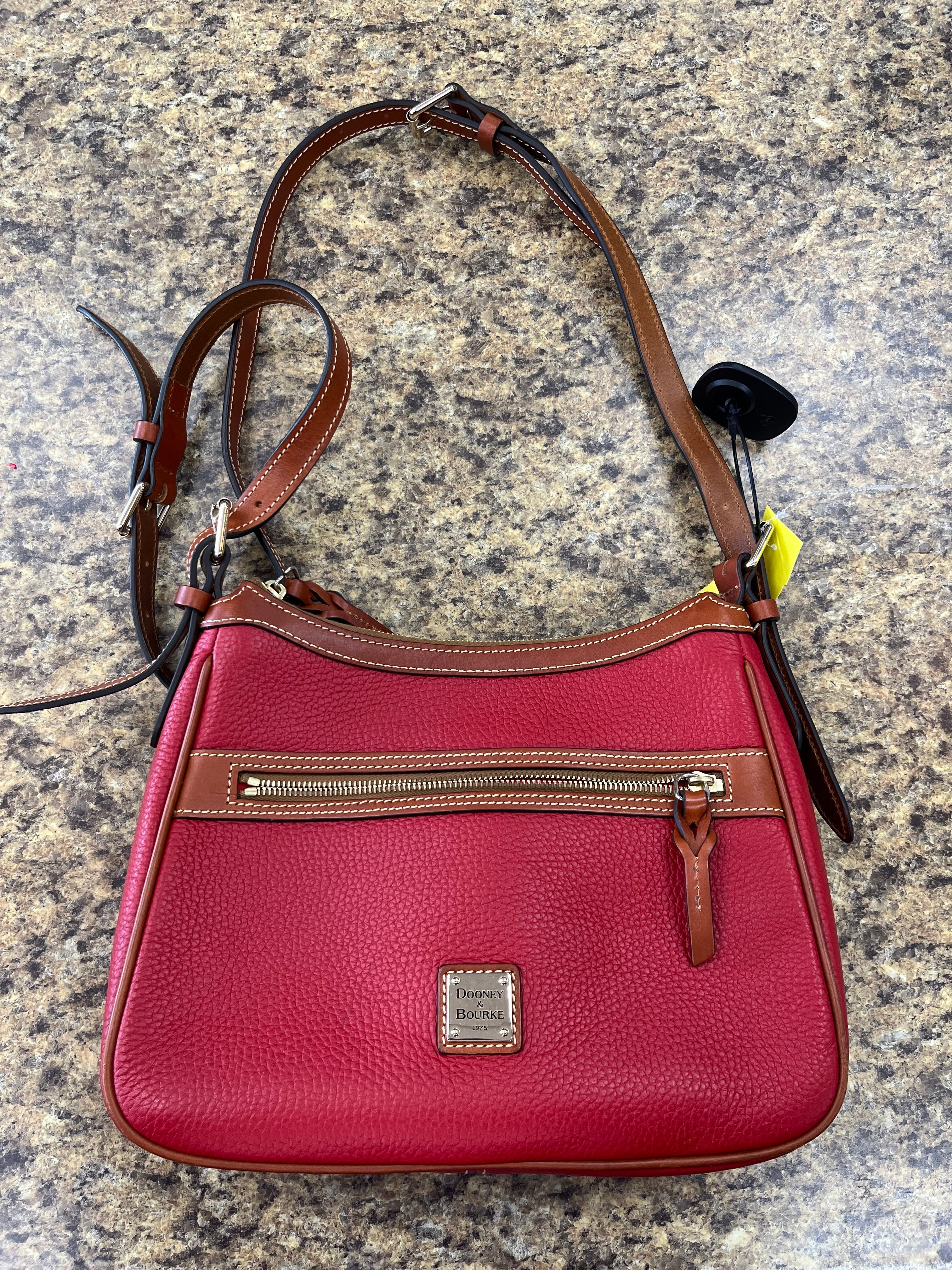 Mentore di vestiti North Little Rock, Arkansas, Crossbody Designer By Dooney And Bourke Dimensioni: Medio