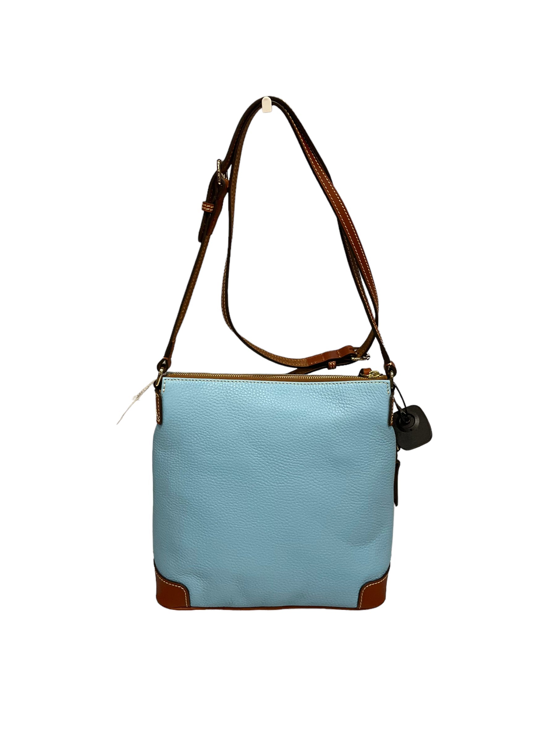 Abbigliamento Mentor Sylvania, Ohio, Crossbody Designer By Dooney And Bourke Dimensioni: Medio