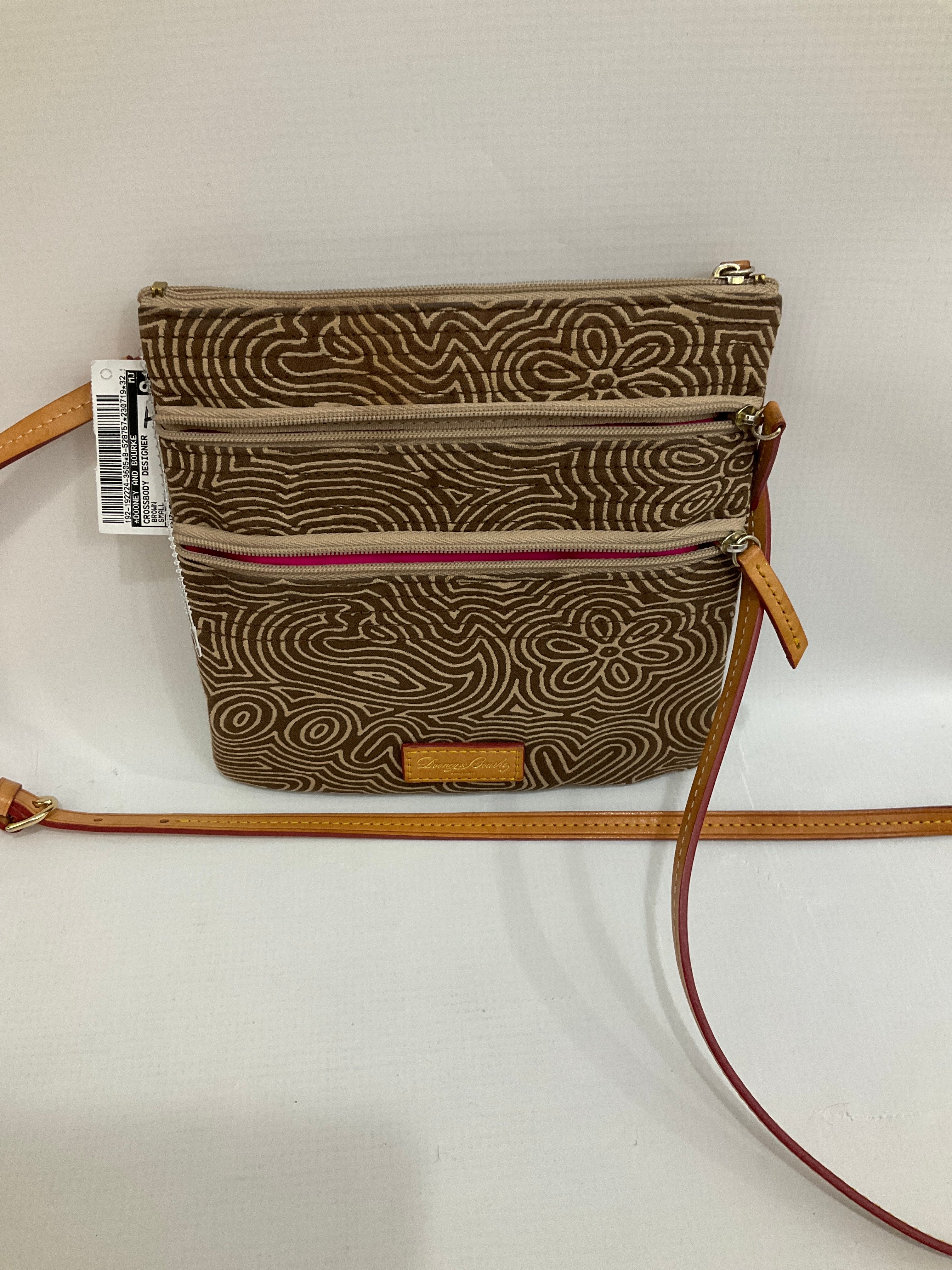 Abbigliamento Mentor Anderson, Ohio, Crossbody Designer By Dooney And Bourke Dimensioni: Piccolo