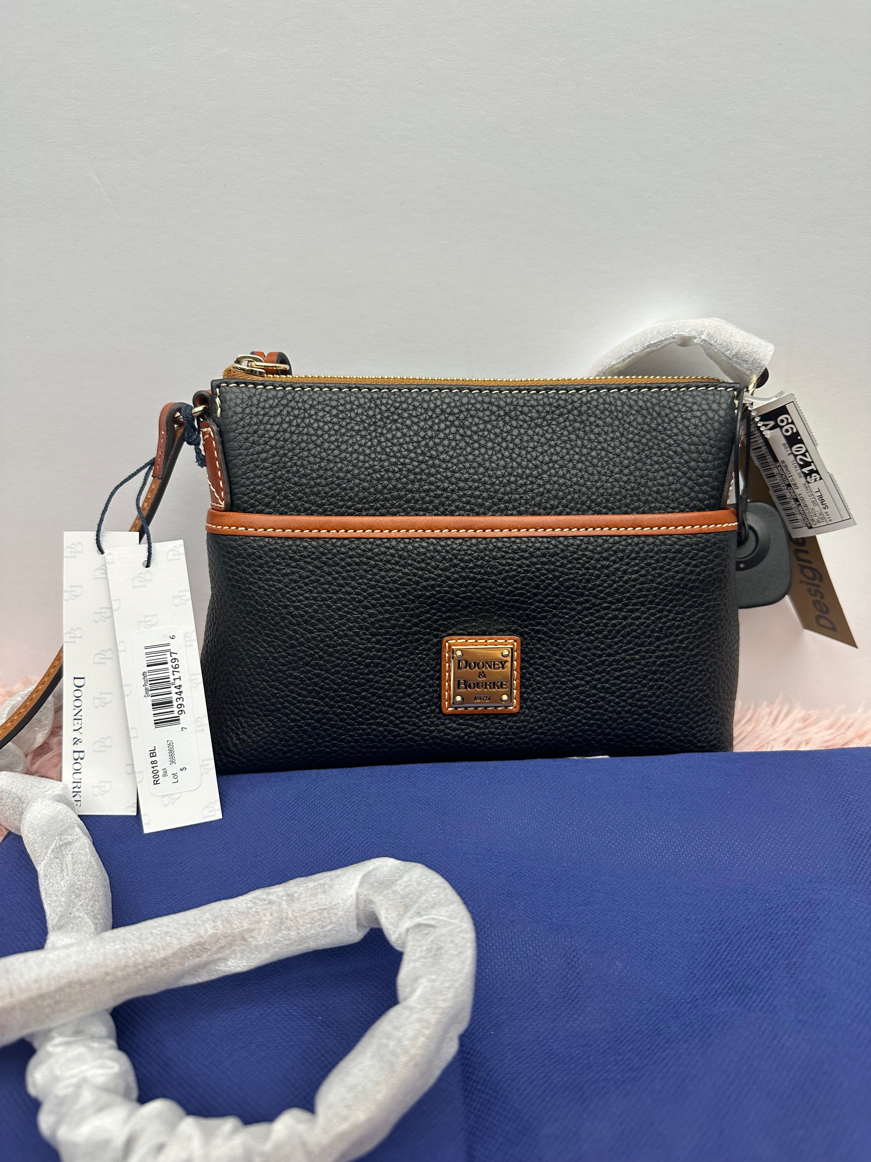 Mentore di vestiti Newport News, Virginia, Crossbody Designer By Dooney And Bourke Dimensioni: Piccolo