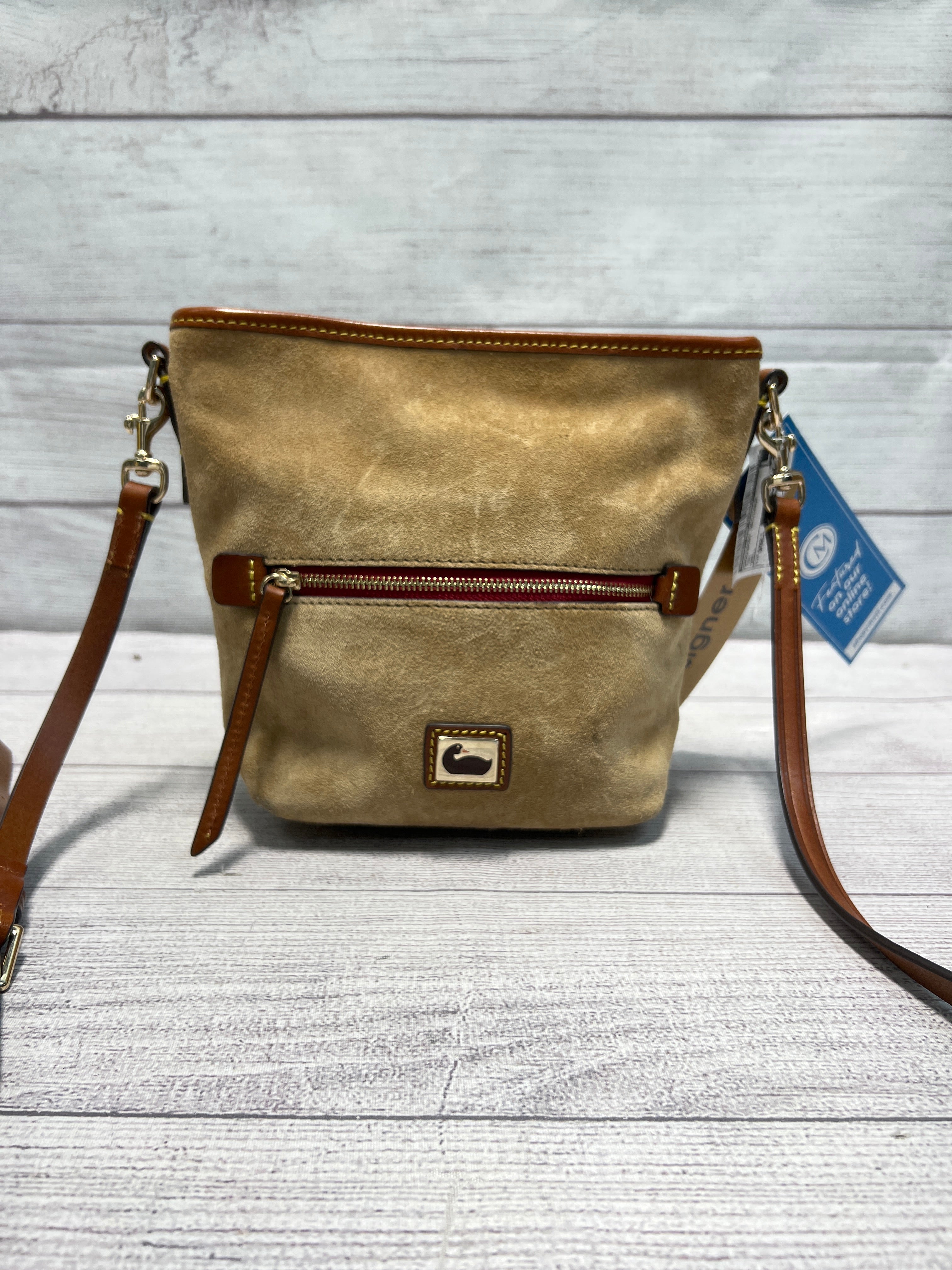 Mentore di vestiti St. Louis, Missouri, Crossbody Designer By Dooney And Bourke Dimensioni: Piccolo