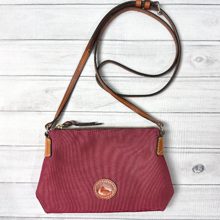 Mentore di vestiti Springfield, Pennsylvania, Crossbody Designer By Dooney And Bourke Dimensioni: Piccolo