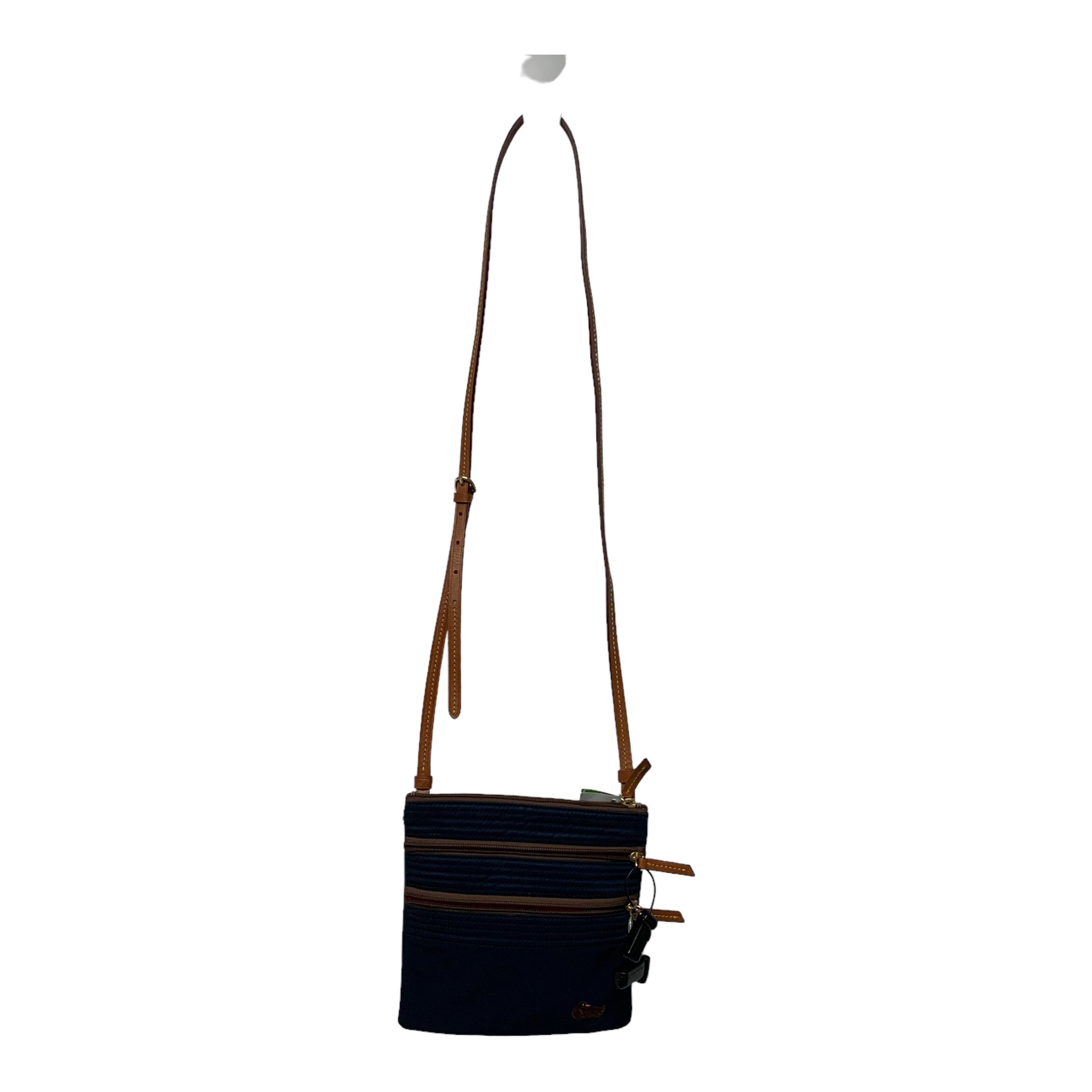 Mentore di vestiti Charlotte Arboretum, NC, Crossbody Designer By Dooney And Bourke Dimensioni: Piccolo