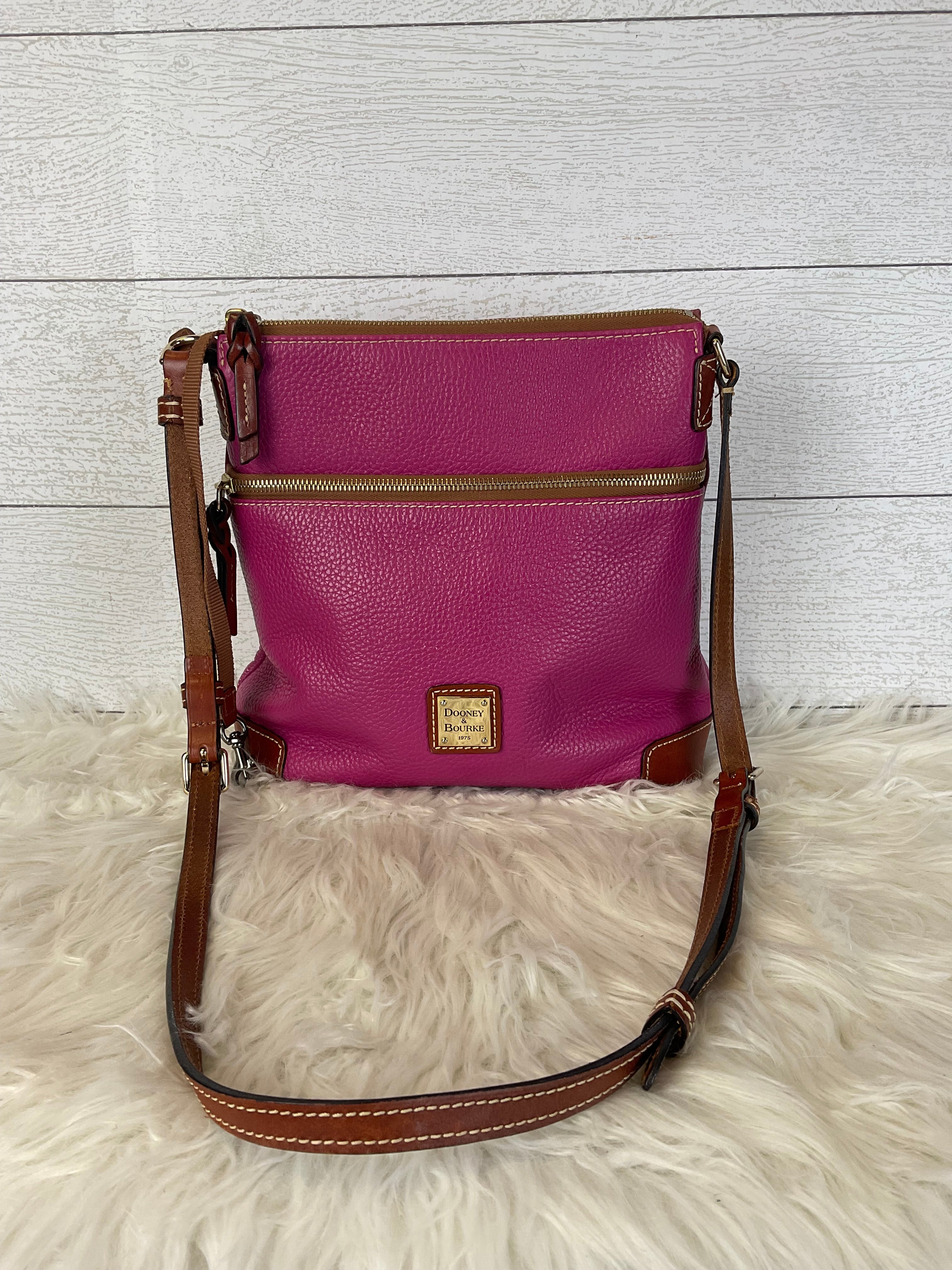 Mentore di vestiti Spartanburg, Carolina del Sud, Crossbody Designer By Dooney And Bourke Dimensioni: Piccolo