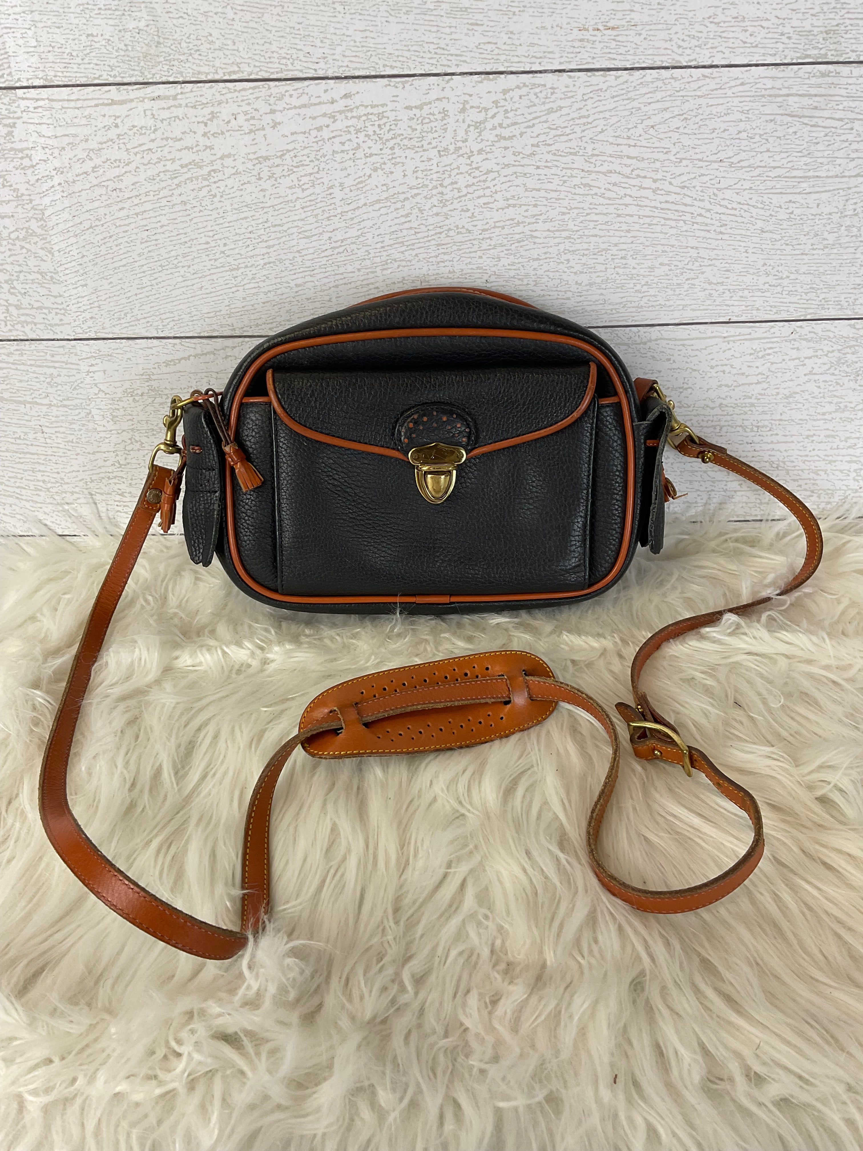 Mentore di vestiti Spartanburg, Carolina del Sud, Crossbody Designer By Dooney And Bourke Dimensioni: Piccolo