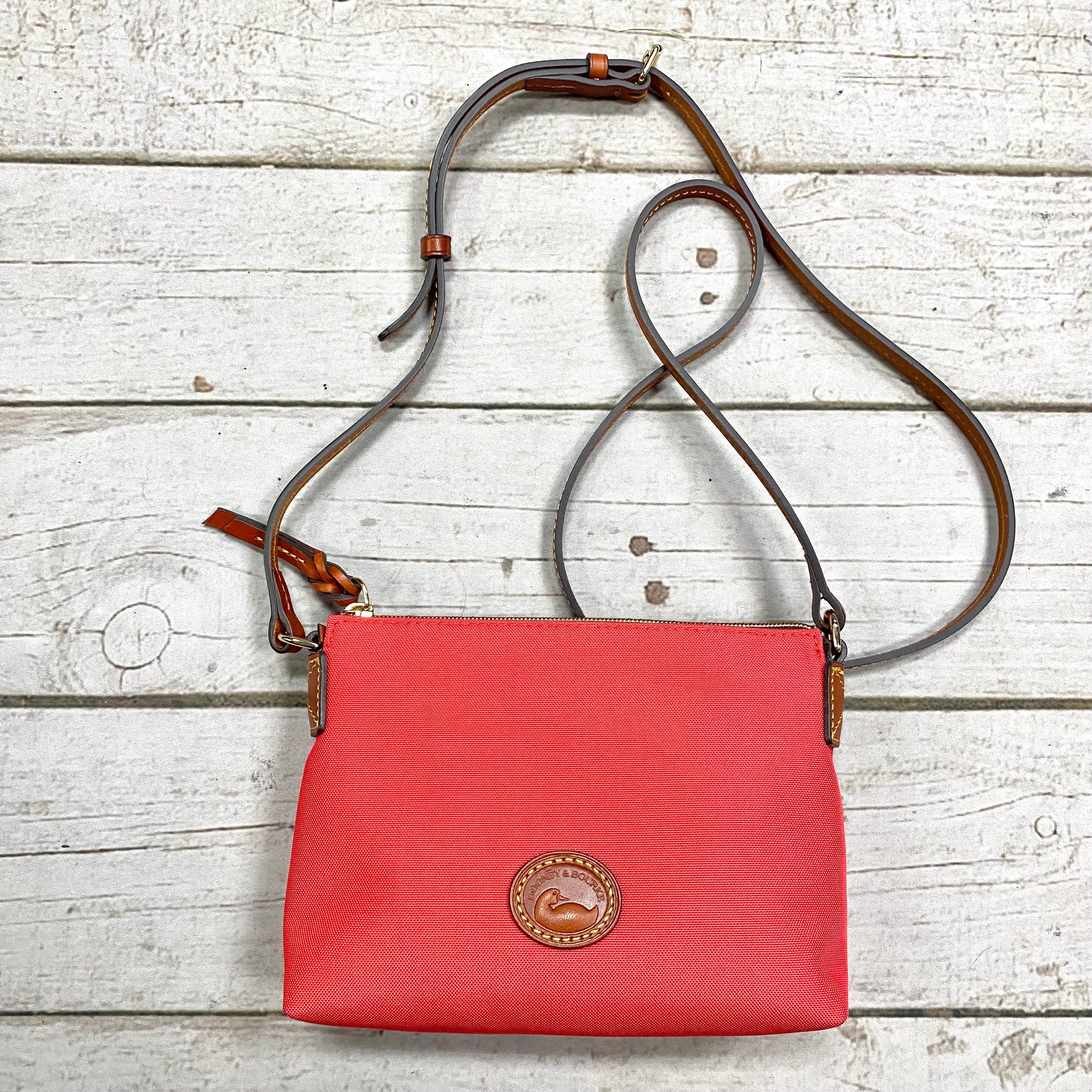 Mentore di vestiti Springfield, Pennsylvania, Crossbody Designer By Dooney And Bourke Dimensioni: Piccolo