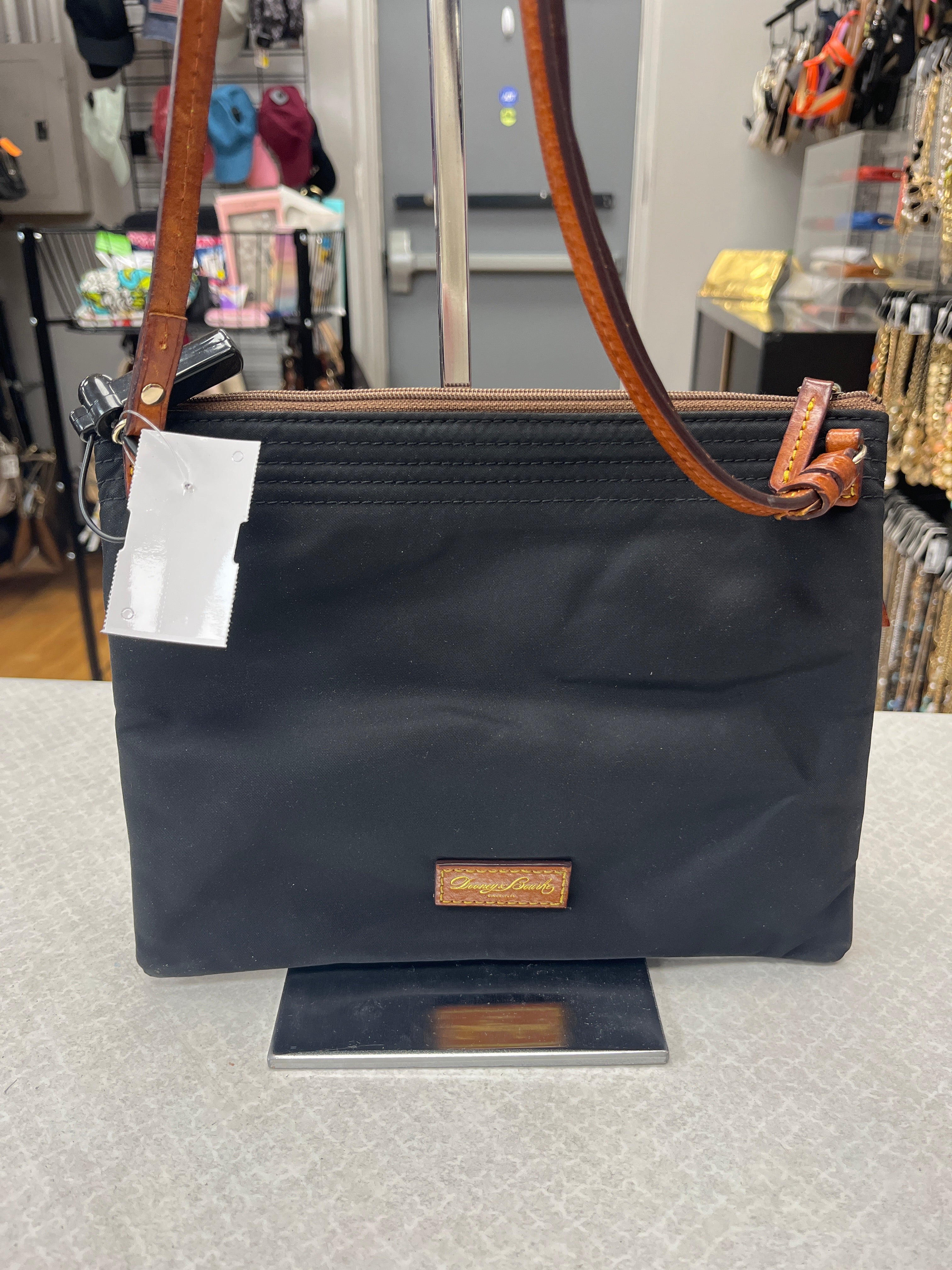 Abbigliamento Mentor Altamonte Springs Florida, Crossbody Designer By Dooney And Bourke Dimensioni: Piccolo