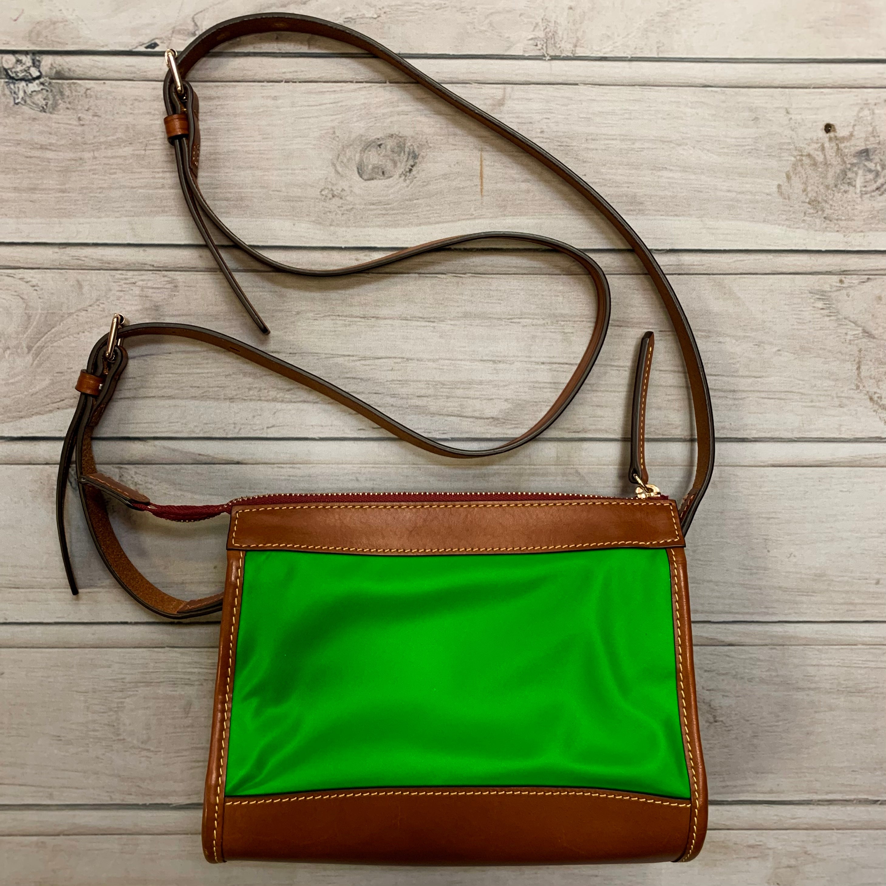 Mentore di vestiti Plymouth Meeting, Pennsylvania, Crossbody Designer By Dooney And Bourke Dimensioni: Piccolo