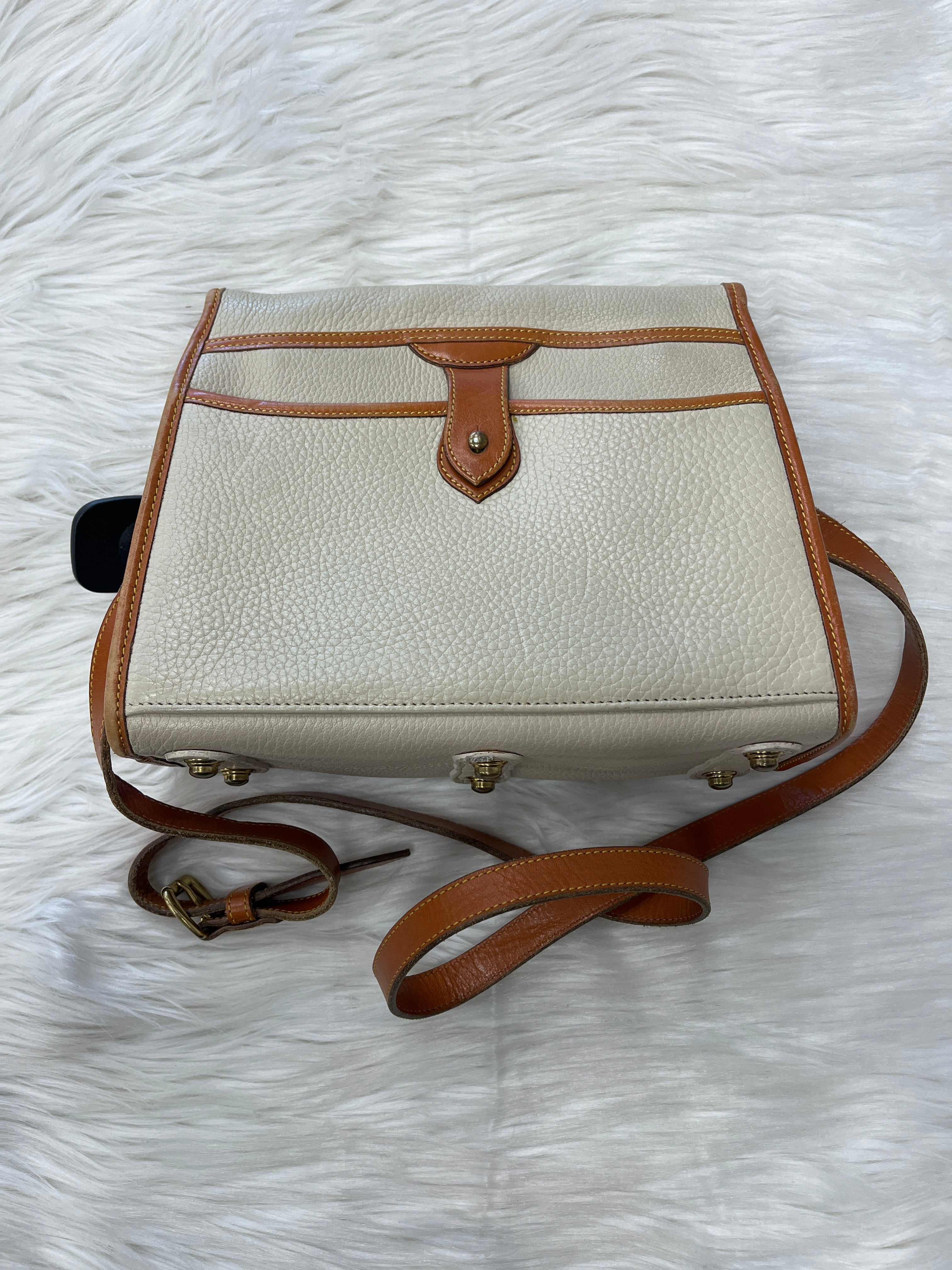 Abbigliamento Mentor Goshen, Indiana, Crossbody Designer By Dooney And Bourke Dimensioni: Piccolo