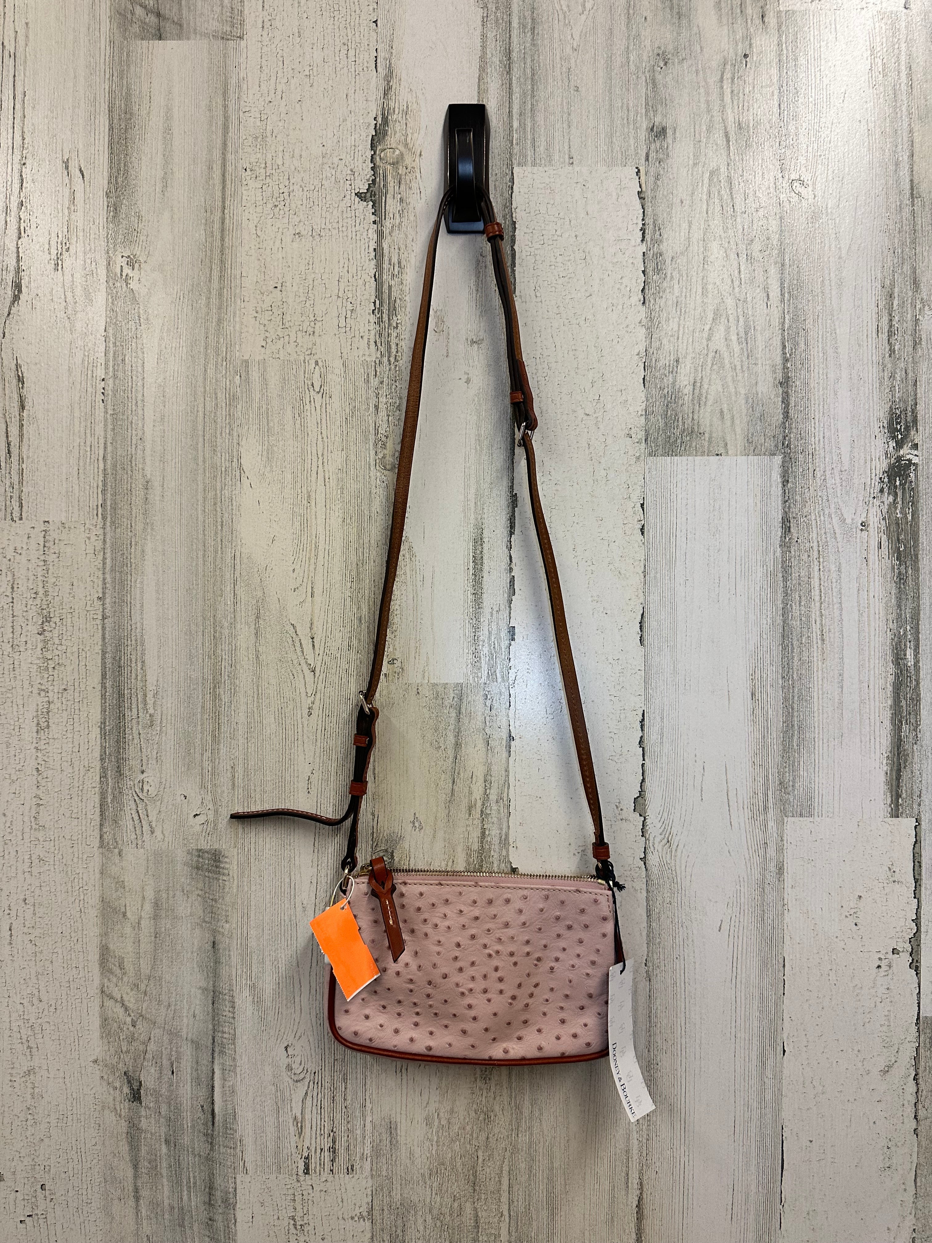 Mentore di vestiti Louisville, Kentucky, Crossbody Designer By Dooney And Bourke Dimensioni: Piccolo