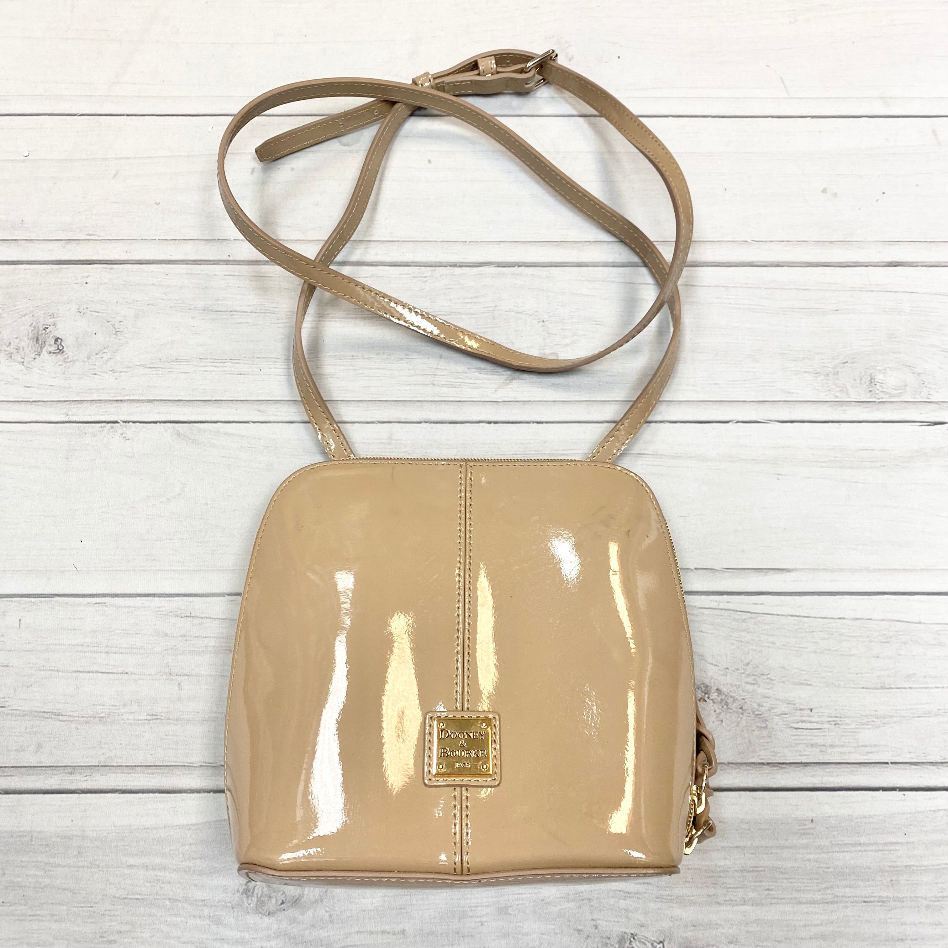 Mentore di abbigliamento West Chester, Pennsylvania, Crossbody Designer By Dooney And Bourke Dimensioni: Piccolo