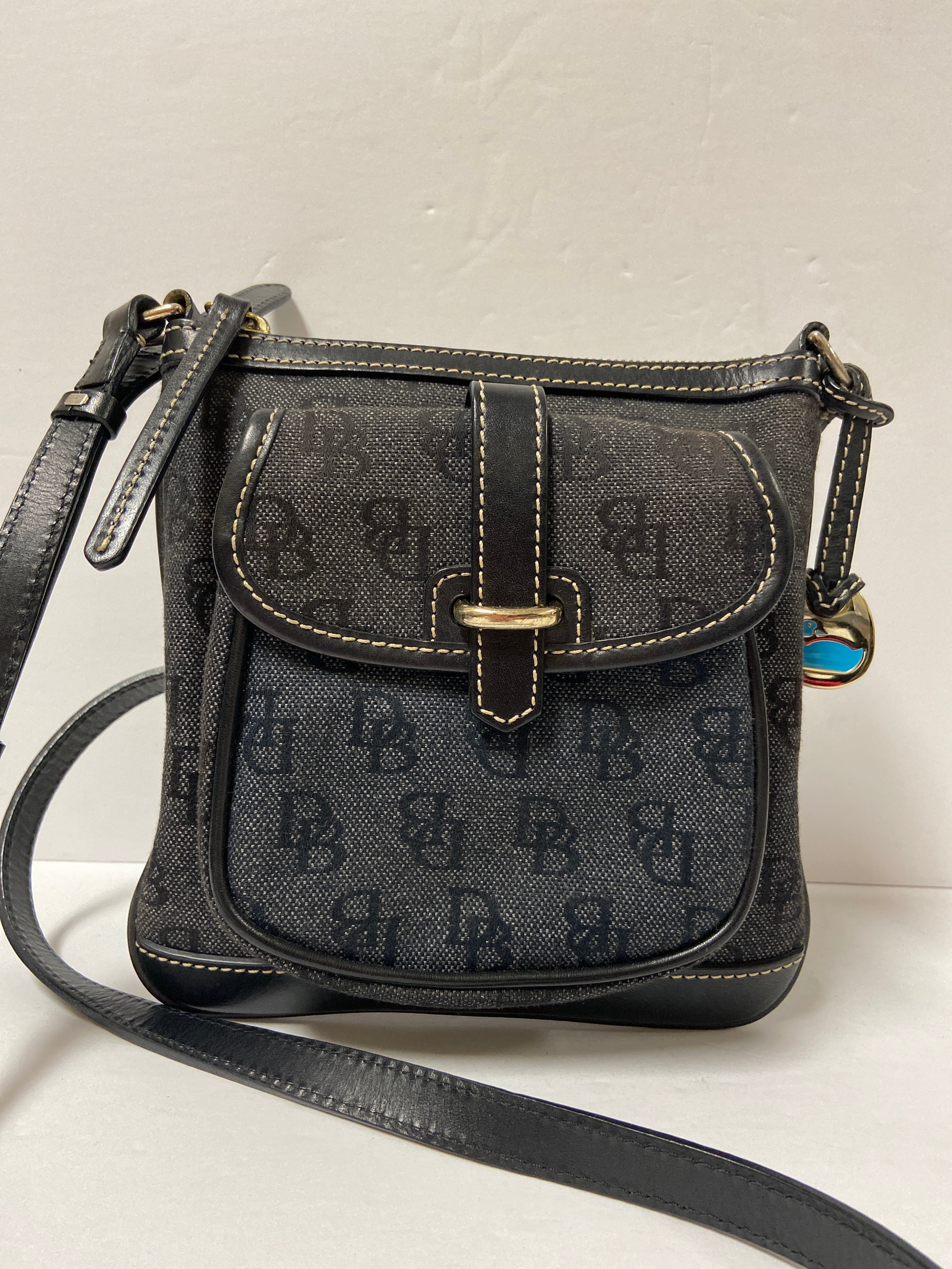 Abbigliamento Mentor Palm Harbor, Florida, Crossbody Designer By Dooney And Bourke Taglia: Piccolo