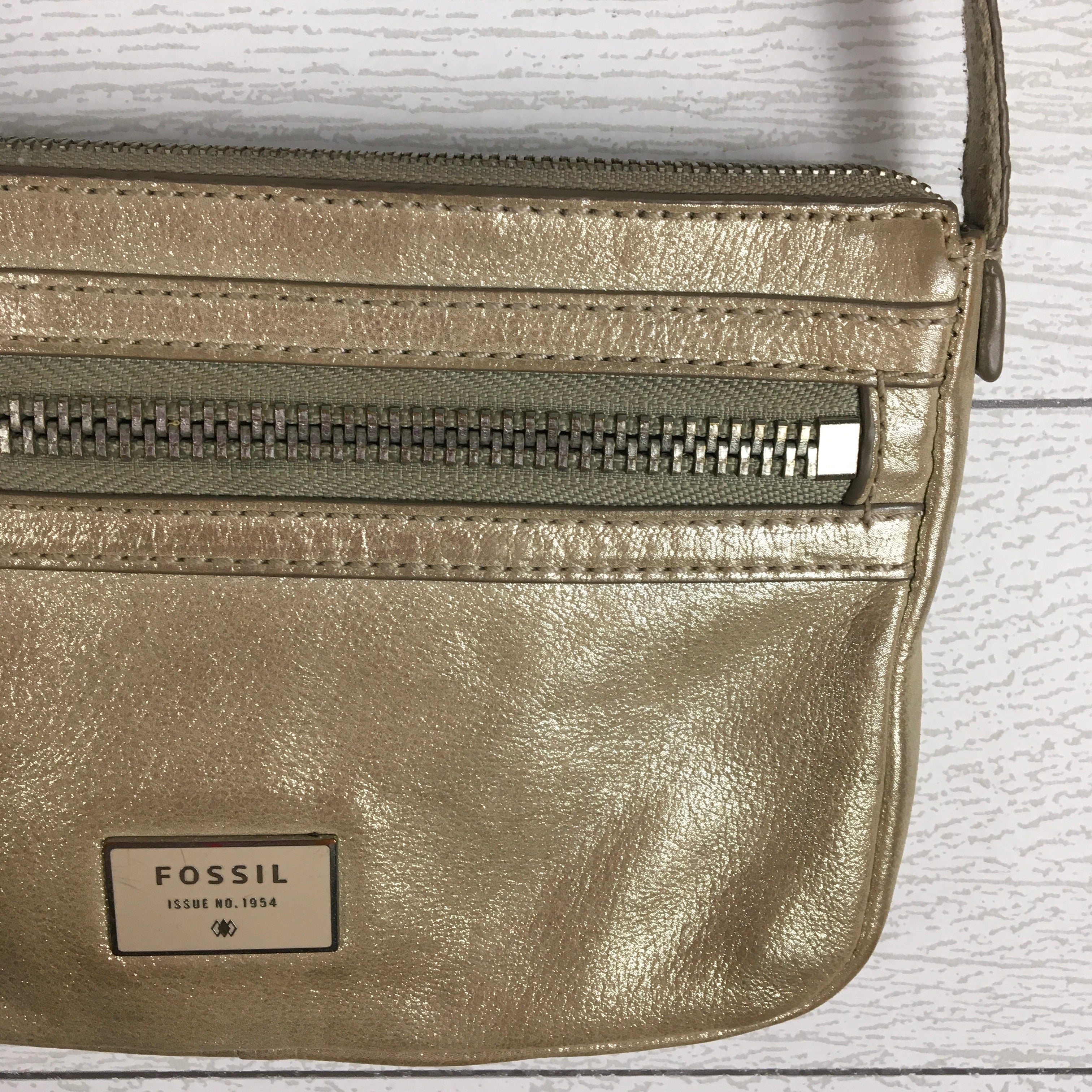 Mentore di vestiti Columbia, Carolina del Sud, Crossbody Designer By Fossil Dimensioni: Piccolo