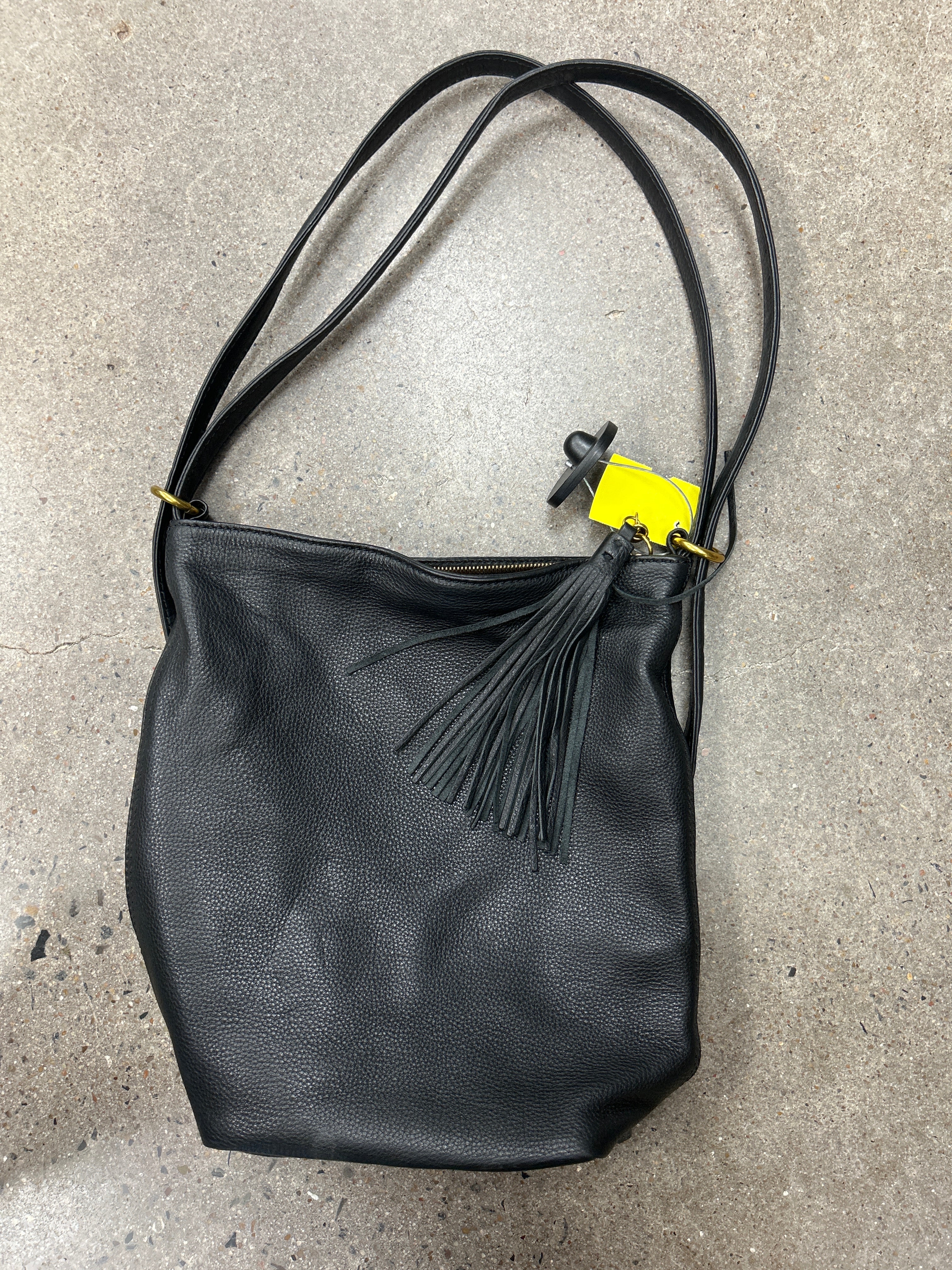 Mentore di vestiti North Little Rock, Arkansas, Crossbody Designer By Hobo Intl Dimensioni: Medio