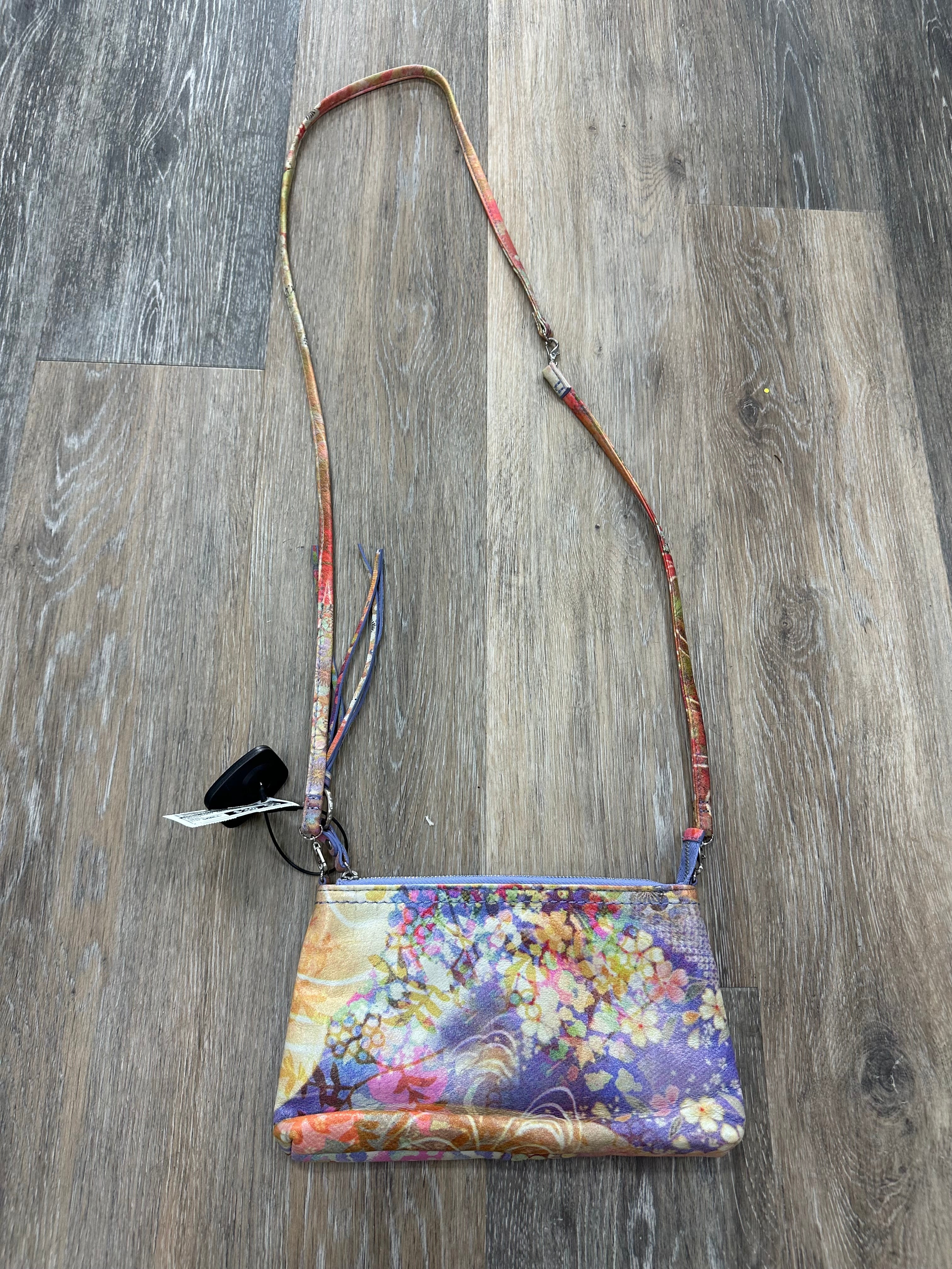 Mentore di vestiti Fargo, Nord Dakota, Crossbody Designer By Hobo Intl Dimensioni: Piccolo