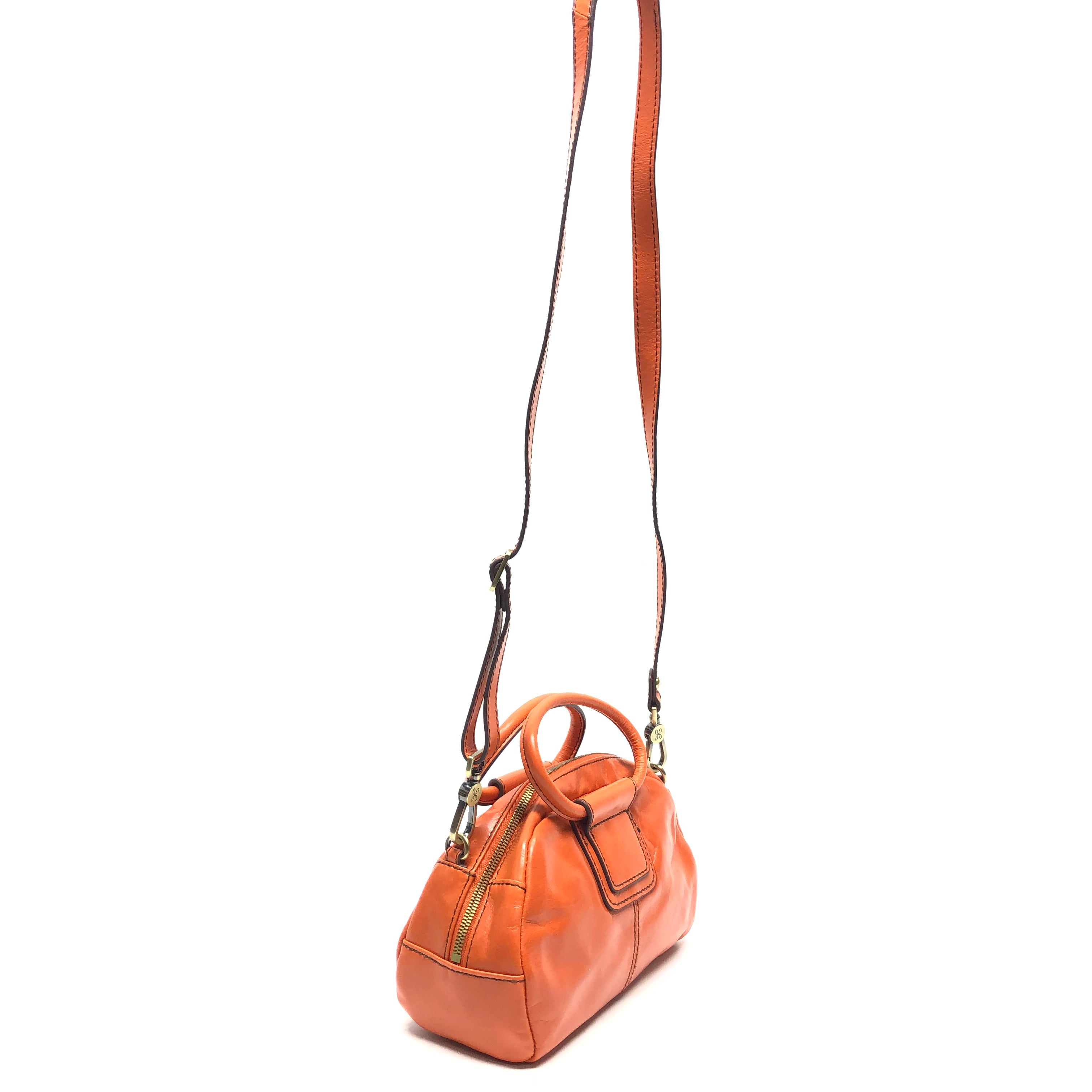 Mentore di vestiti Arlington, Texas, Crossbody Designer By Hobo Intl Dimensioni: Piccolo