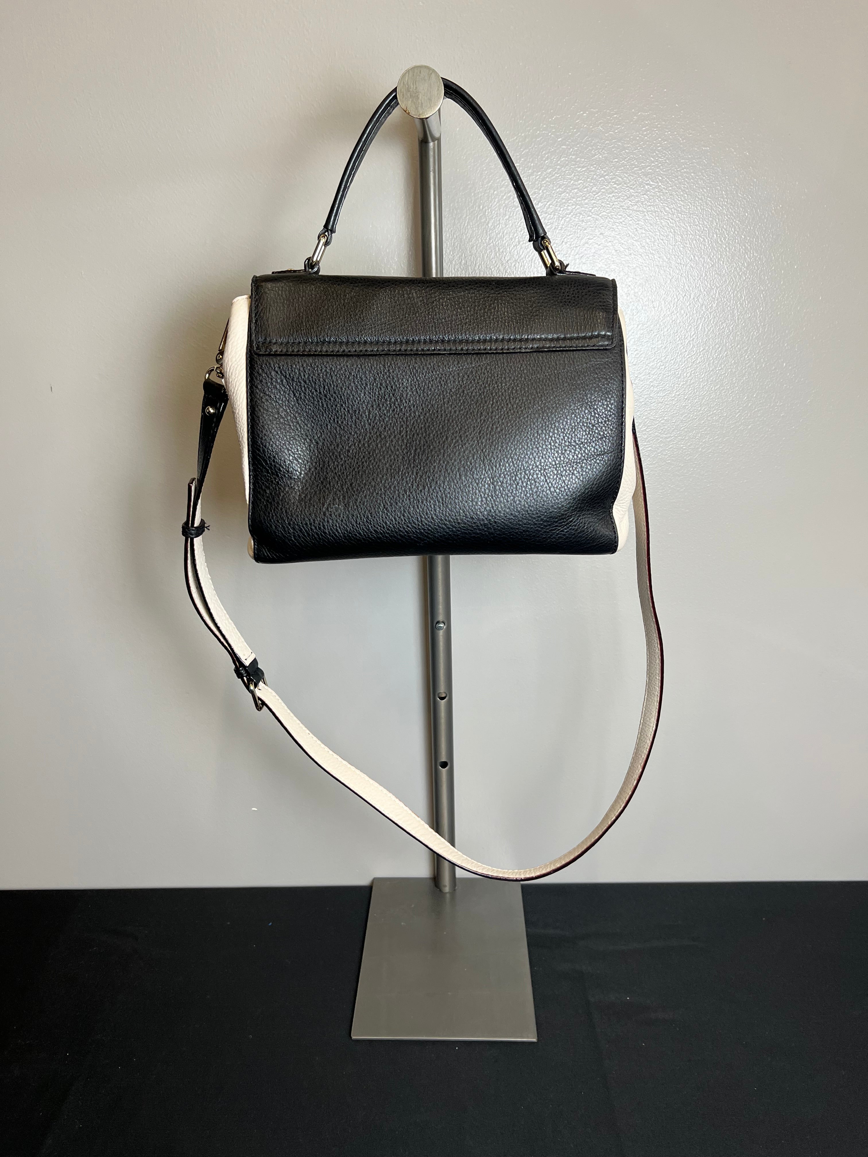 Mentore di vestiti Omaha Nebraska, Crossbody Designer By Kate Spade Dimensioni: Medio