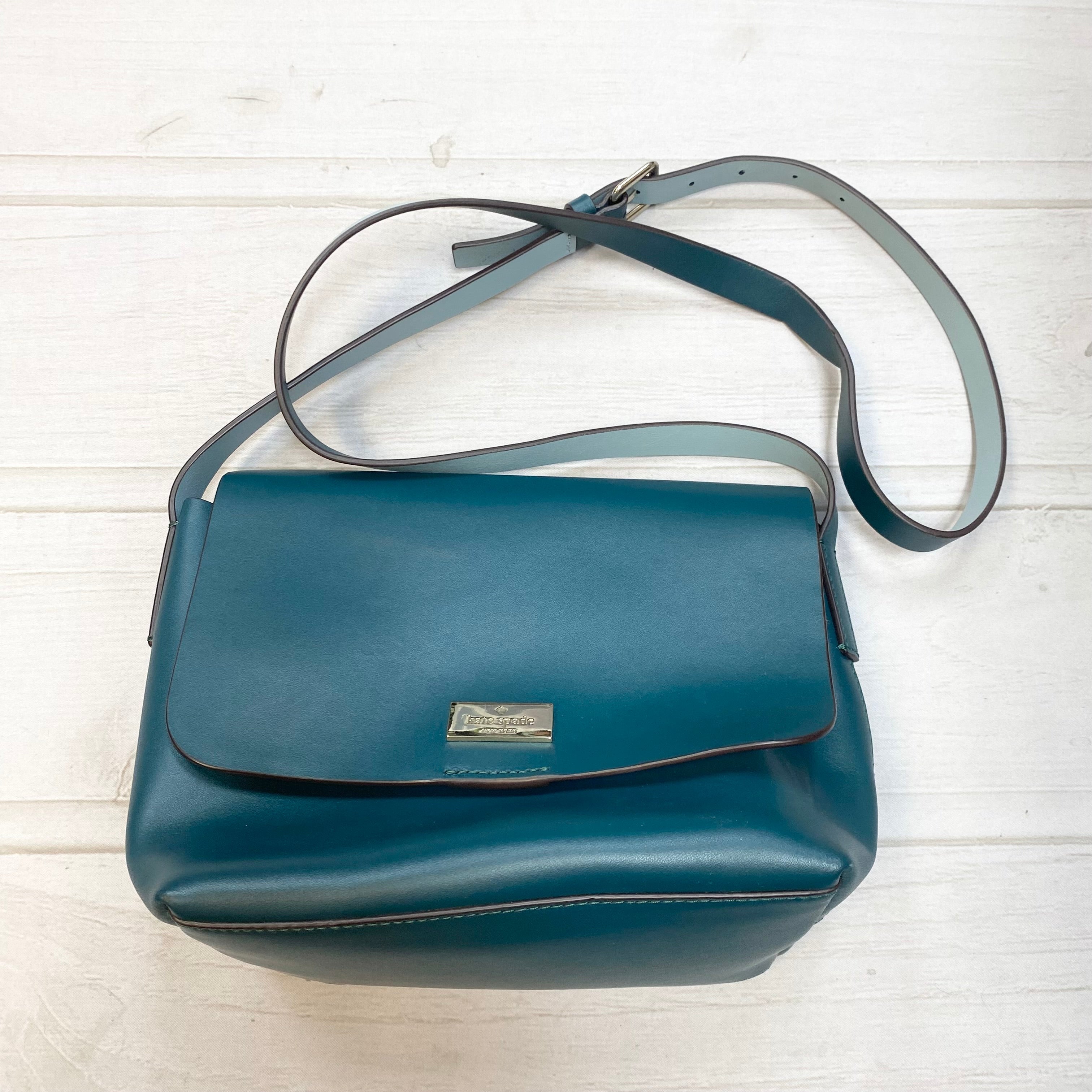 Mentore di abbigliamento West Chester, Pennsylvania, Crossbody Designer By Kate Spade Dimensioni: Medio