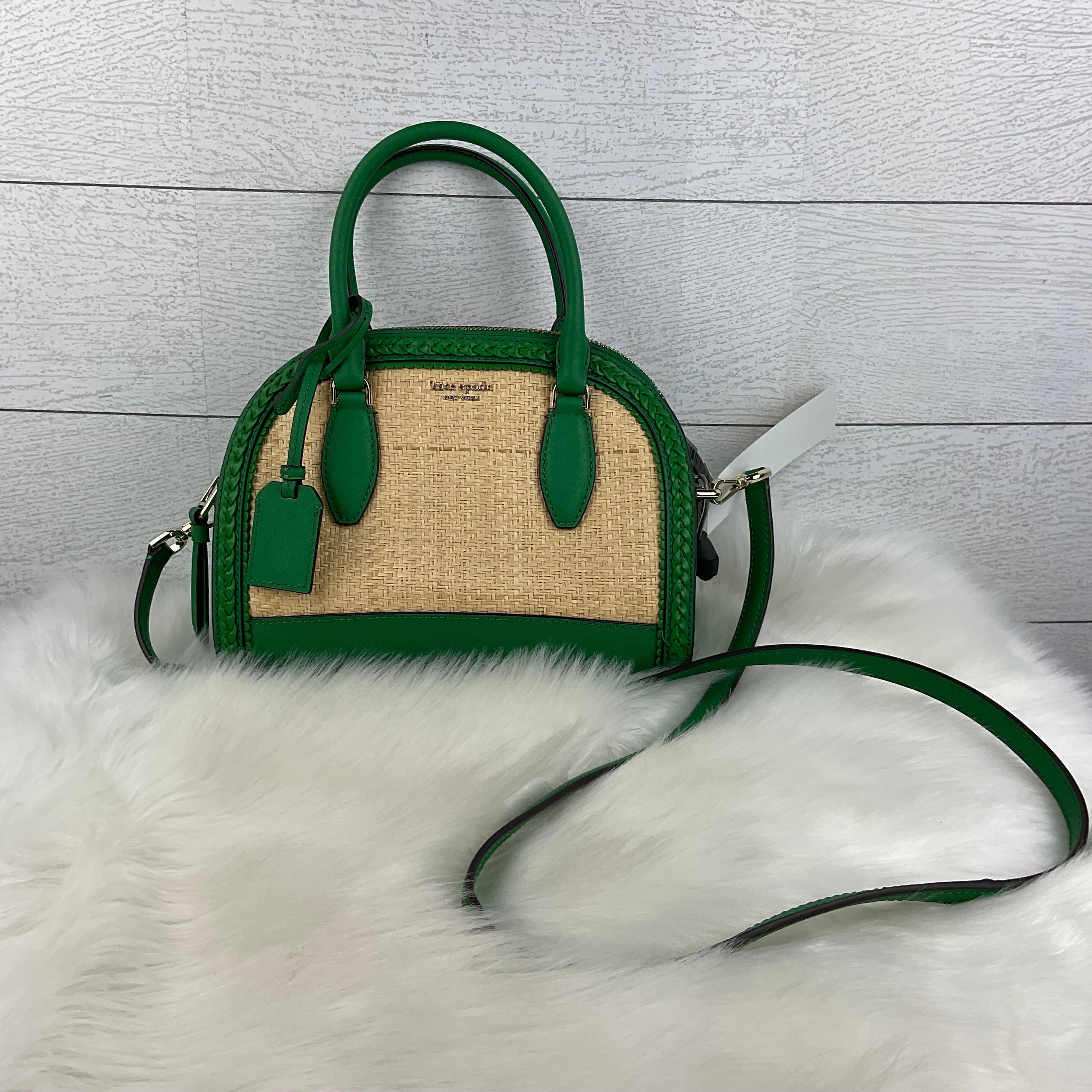 Mentore di vestiti Columbia, Carolina del Sud, Crossbody Designer By Kate Spade Dimensioni: Medio