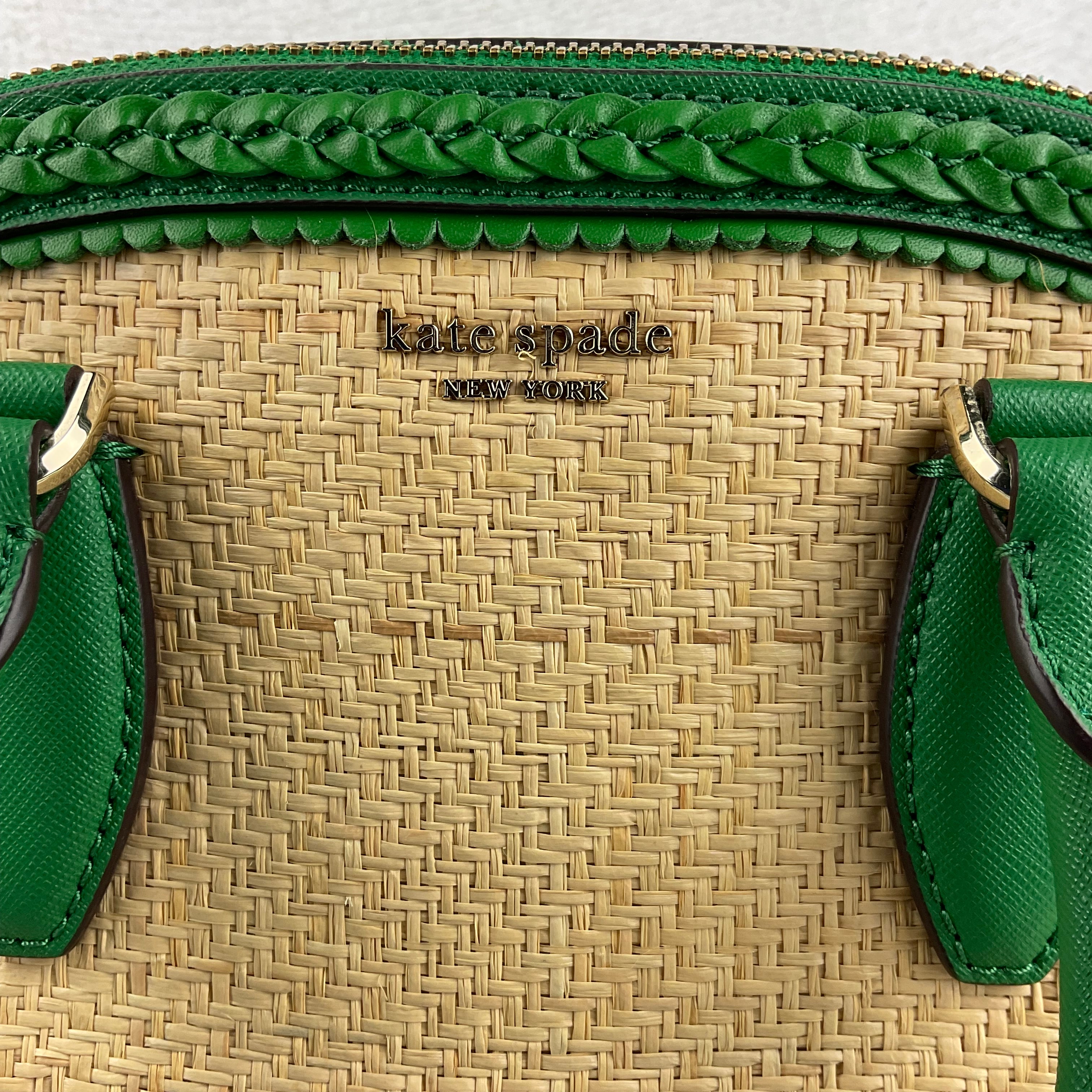 Mentore di vestiti Columbia, Carolina del Sud, Crossbody Designer By Kate Spade Dimensioni: Medio