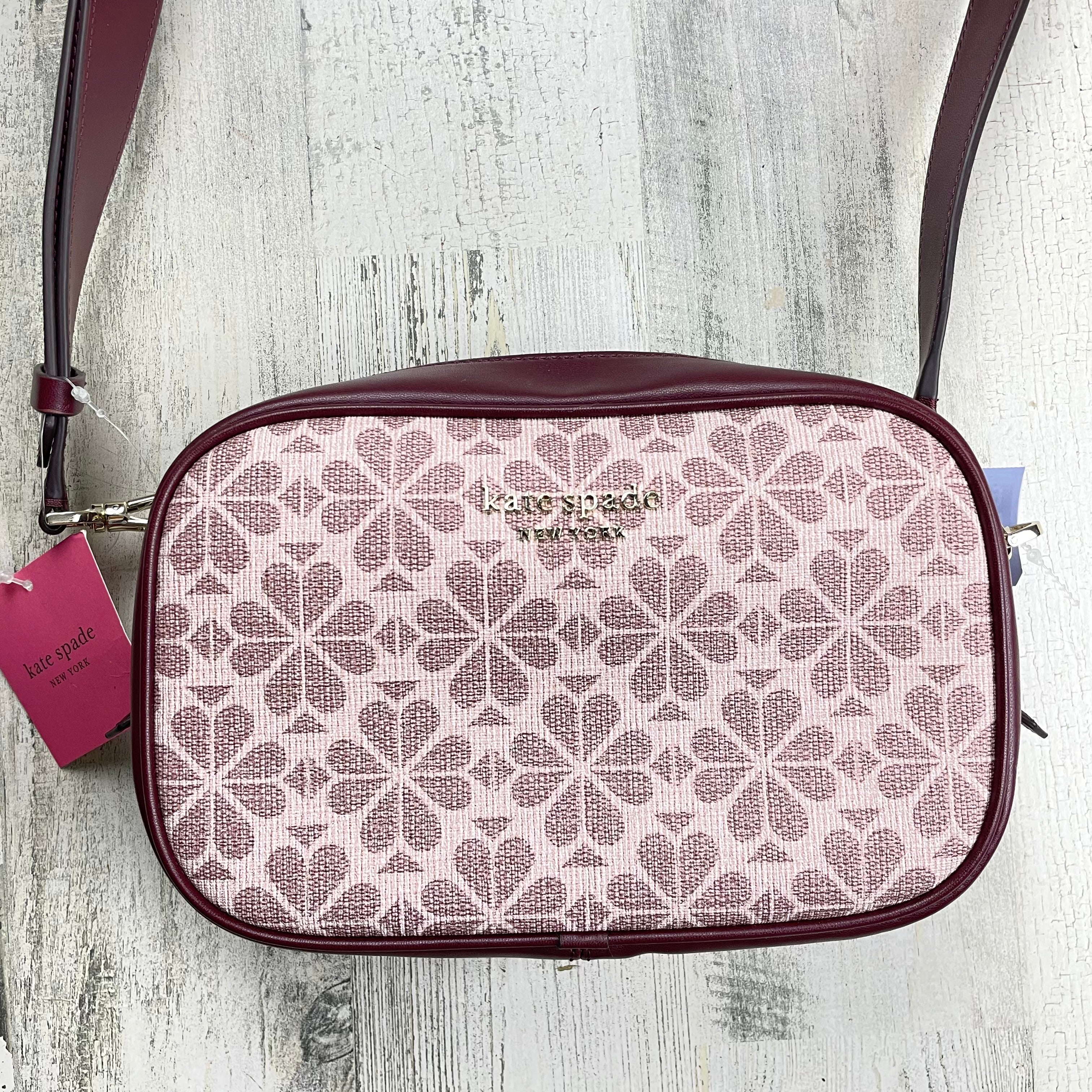 Mentore d'abbigliamento Edmond, Oklahoma, Crossbody Designer By Kate Spade Dimensioni: Piccolo