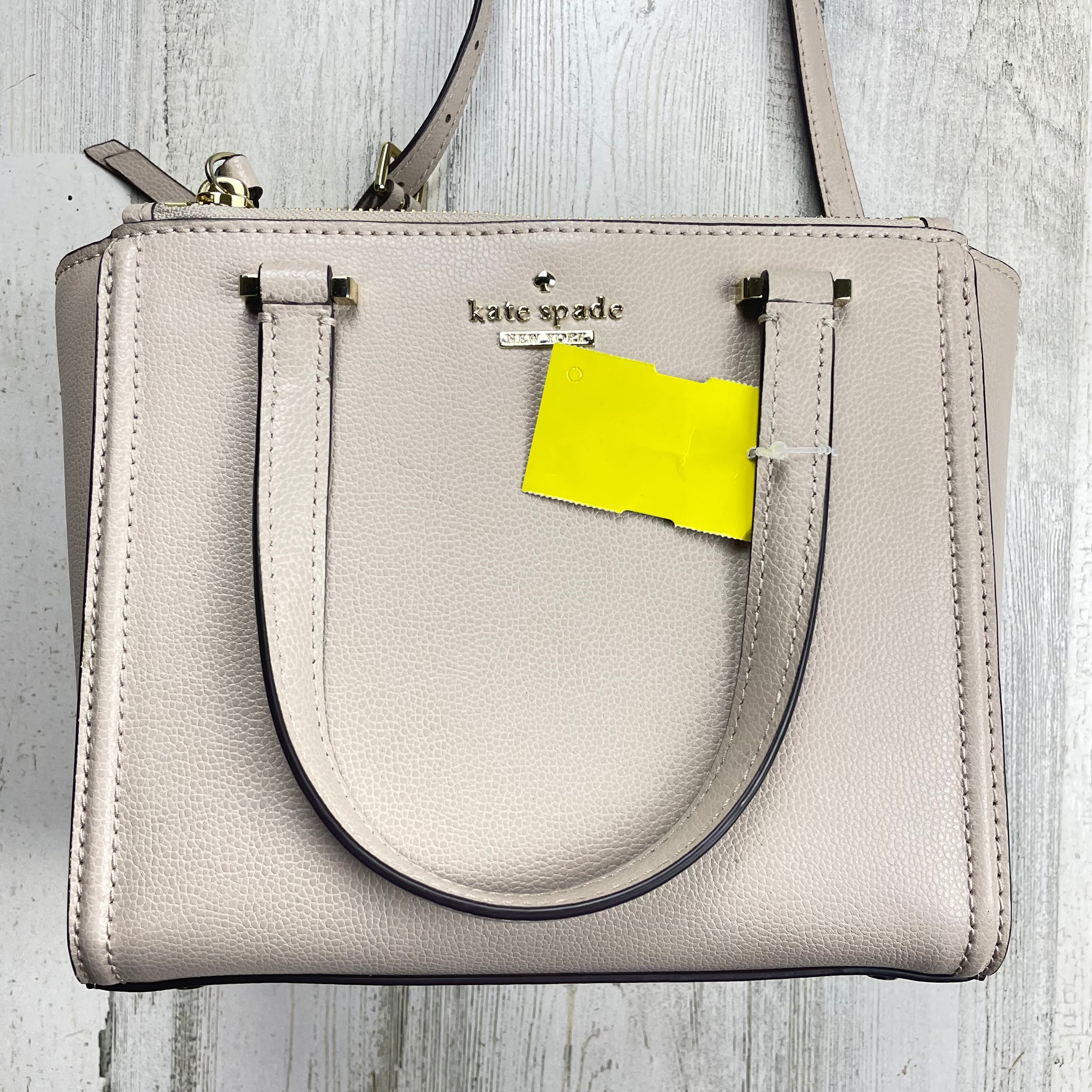 Mentore di vestiti Edmond, Oklahoma, Crossbody Designer By Kate Spade Dimensioni: Piccolo