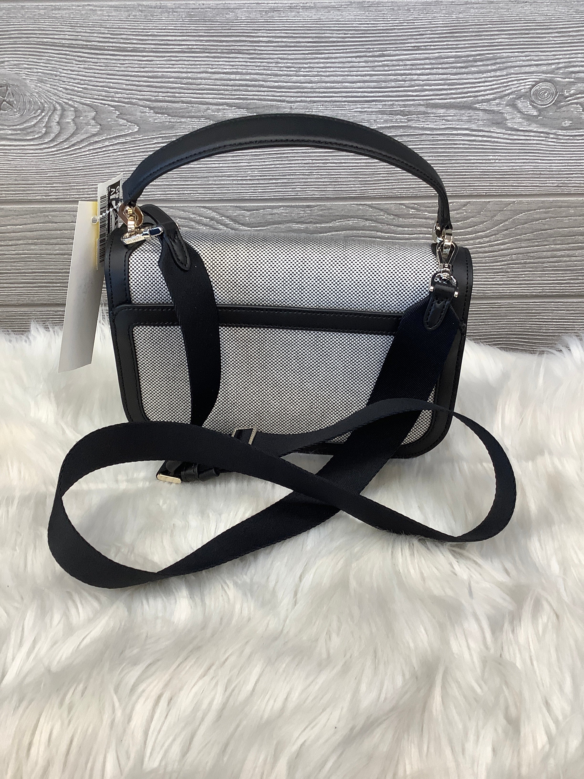 Mentore di vestiti Goshen, Indiana, Crossbody Designer By Kate Spade Dimensioni: Piccolo