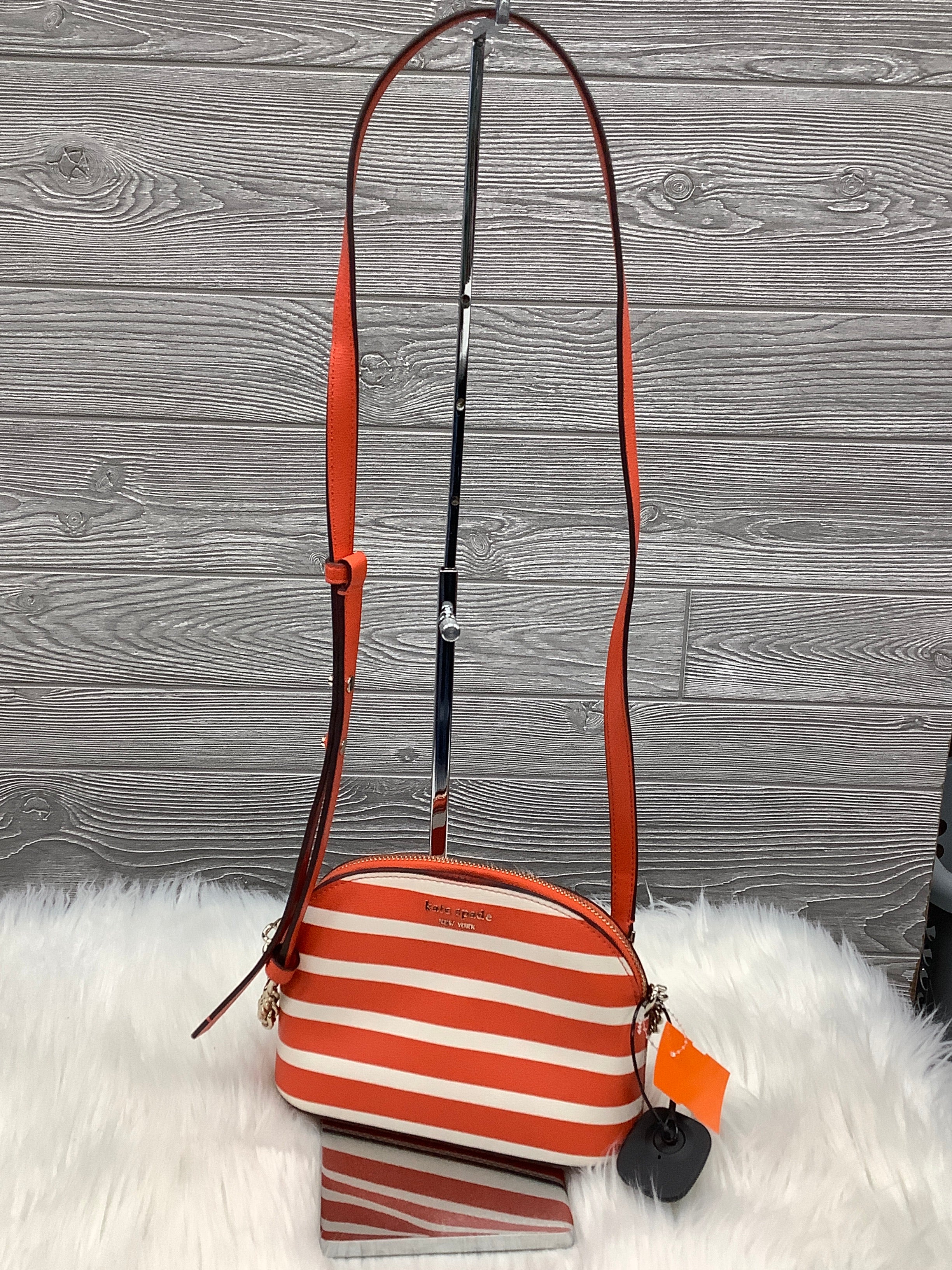 Abbigliamento Mentor Goshen, Indiana, Crossbody Designer By Kate Spade Dimensioni: Piccolo