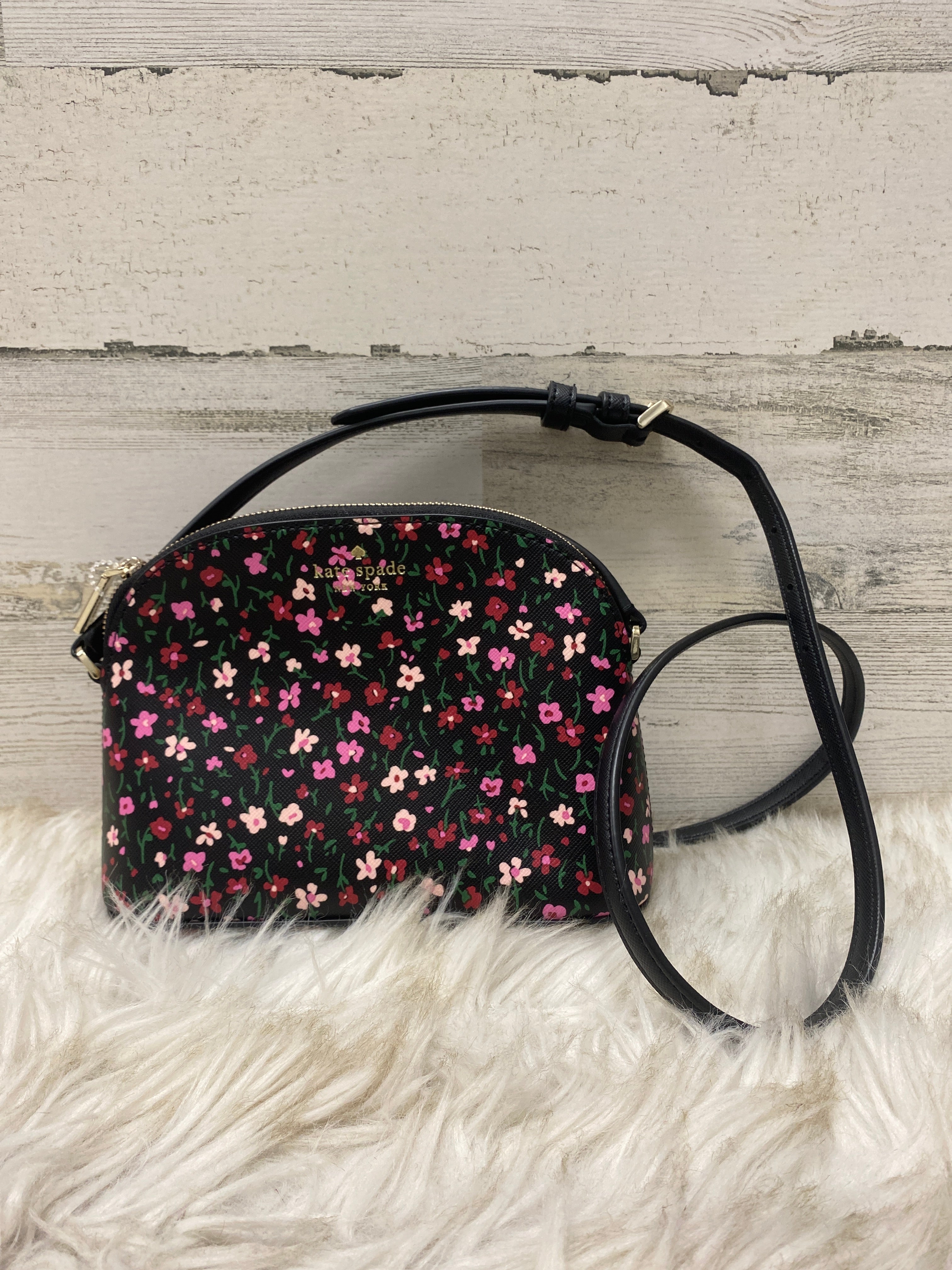 Mentore di vestiti Mishawaka, Indiana, Crossbody Designer By Kate Spade Dimensioni: Piccolo