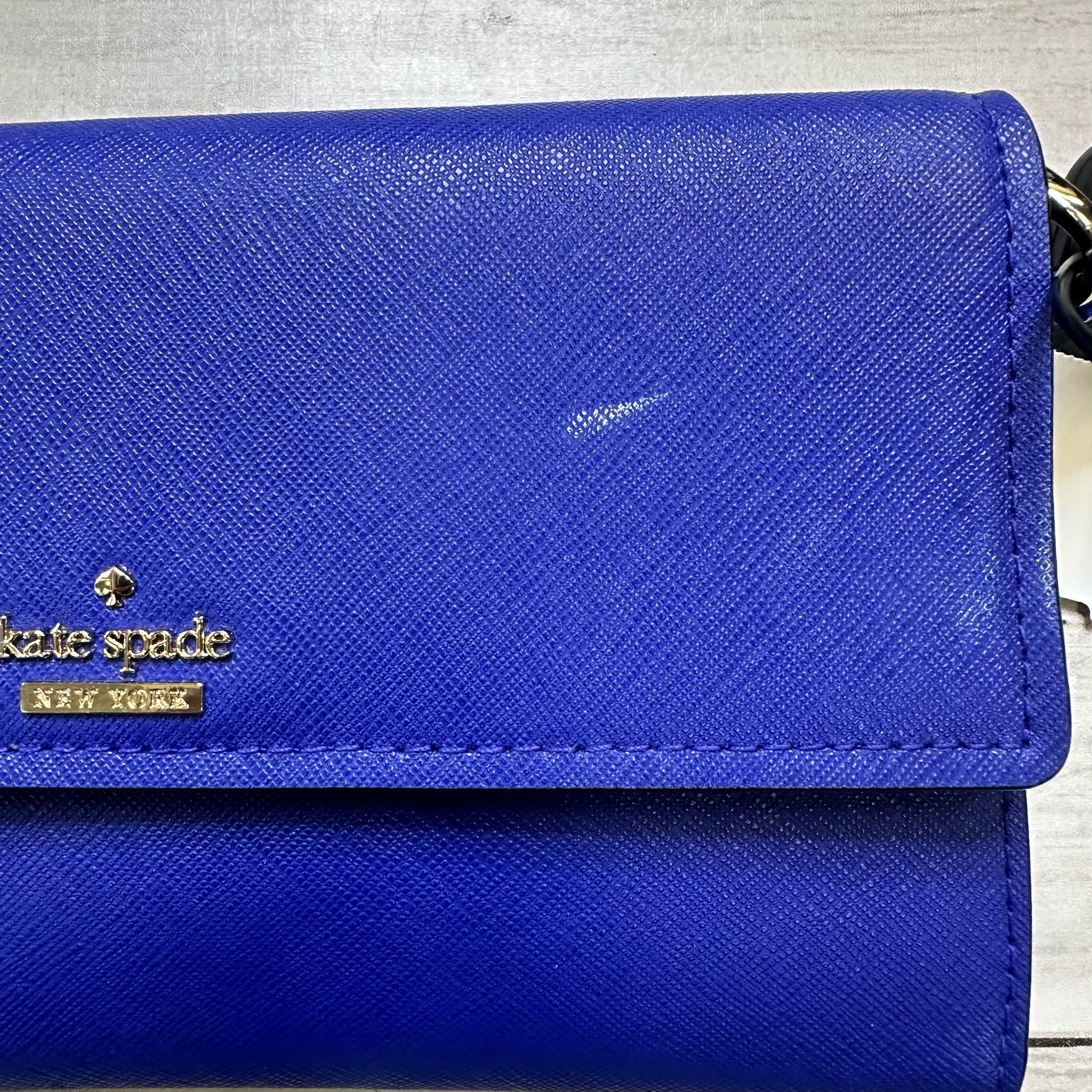 Mentore di vestiti Buford, Georgia, Crossbody Designer By Kate Spade Dimensioni: Piccolo