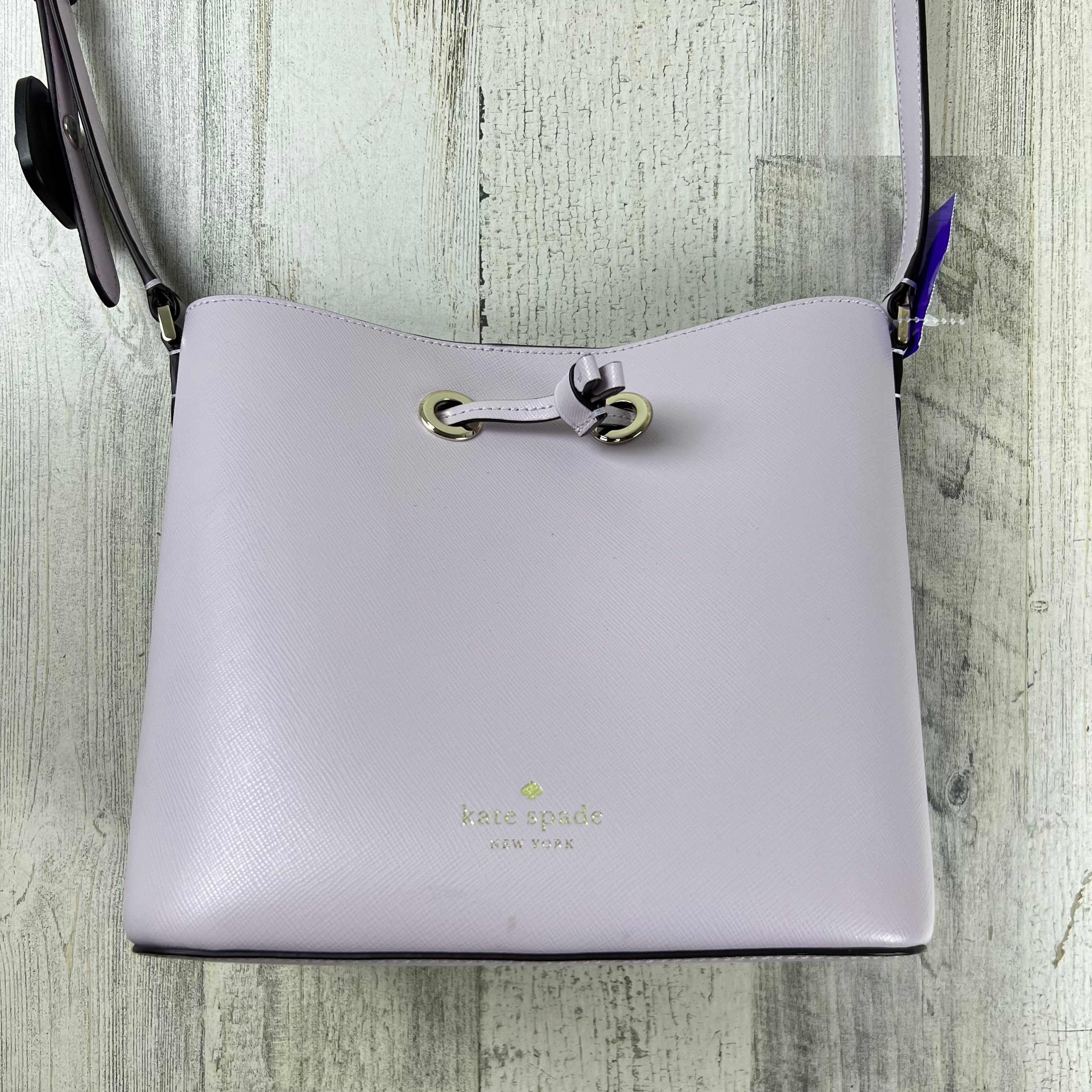 Mentore d'abbigliamento Edmond, Oklahoma, Crossbody Designer By Kate Spade Dimensioni: Piccolo