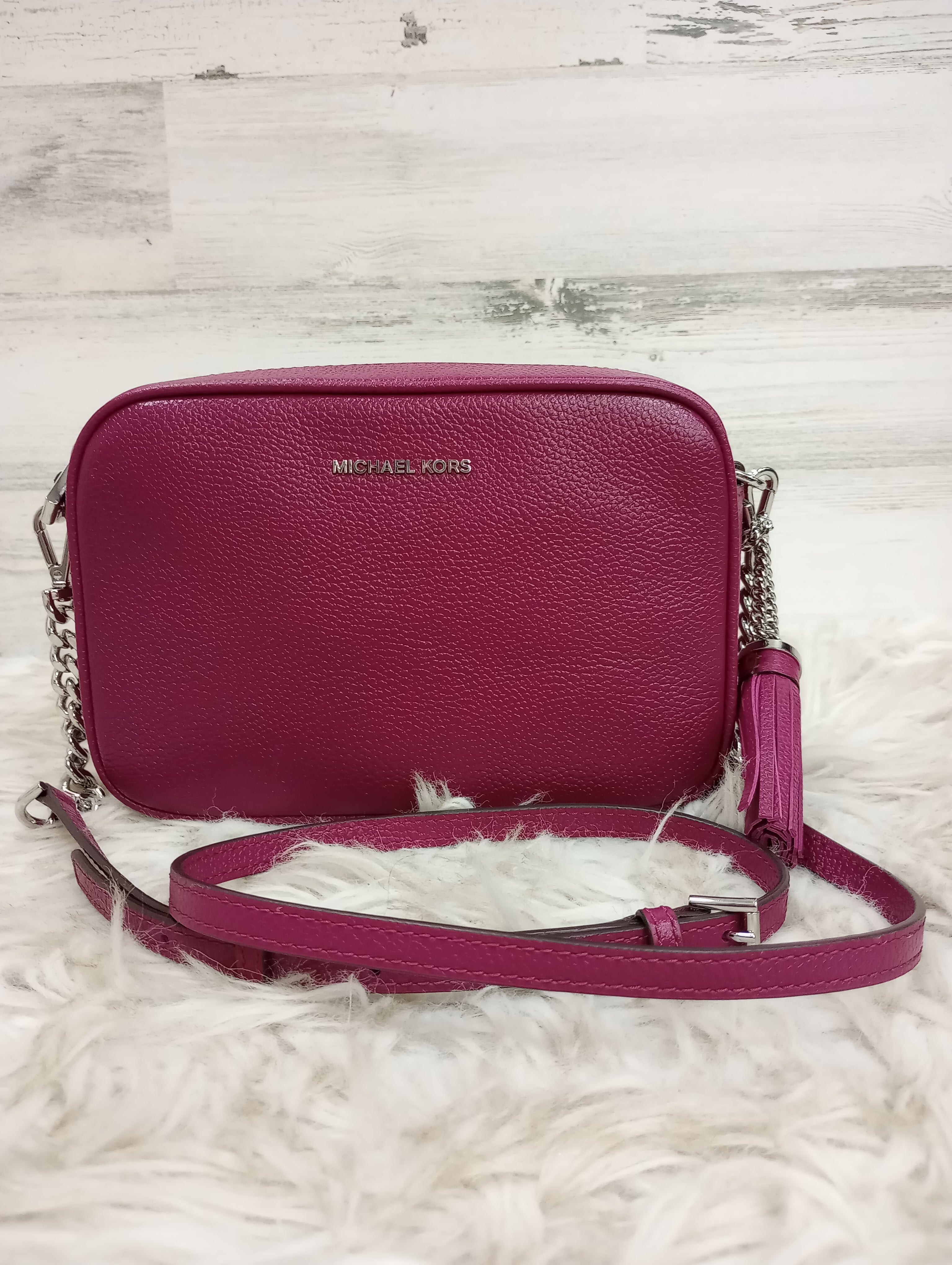 Mentore di vestiti Mishawaka, Indiana, Crossbody Designer By Michael By Michael Kors Dimensioni: Piccolo