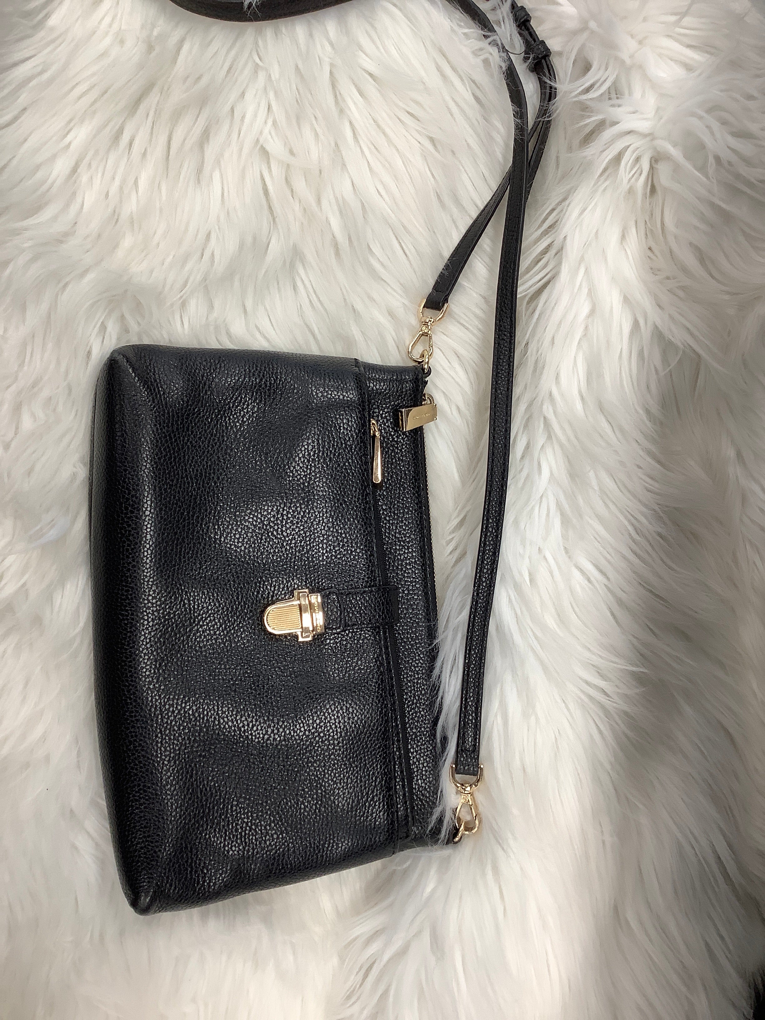 Abbigliamento Mentor Goshen, Indiana, Crossbody Designer By Michael Kors Dimensioni: Medio