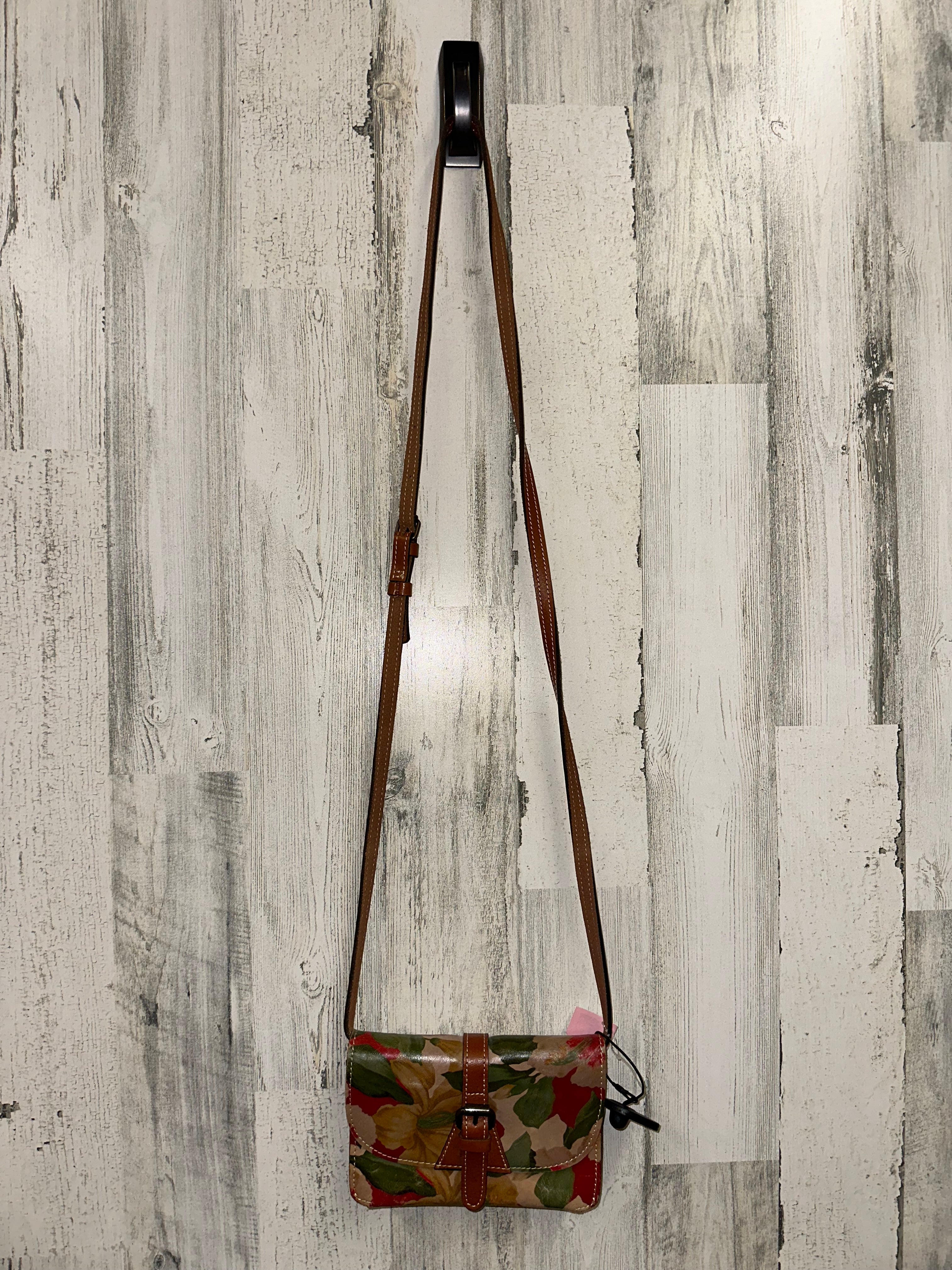 Mentore di vestiti Louisville, Kentucky, Crossbody Designer By Patricia Nash Dimensioni: Medio