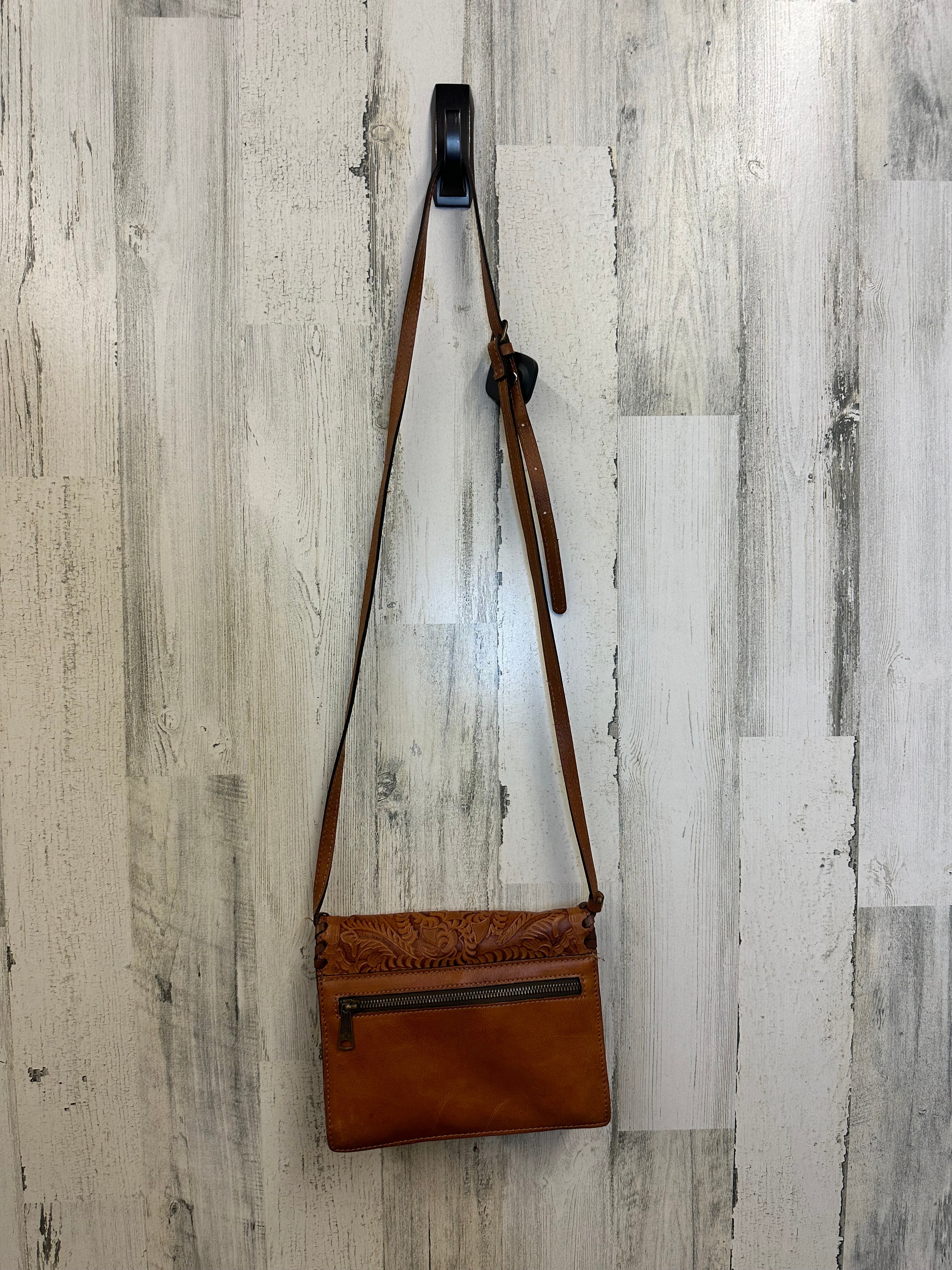 Mentore di vestiti Louisville, Kentucky, Crossbody Designer By Patricia Nash Dimensioni: Piccolo