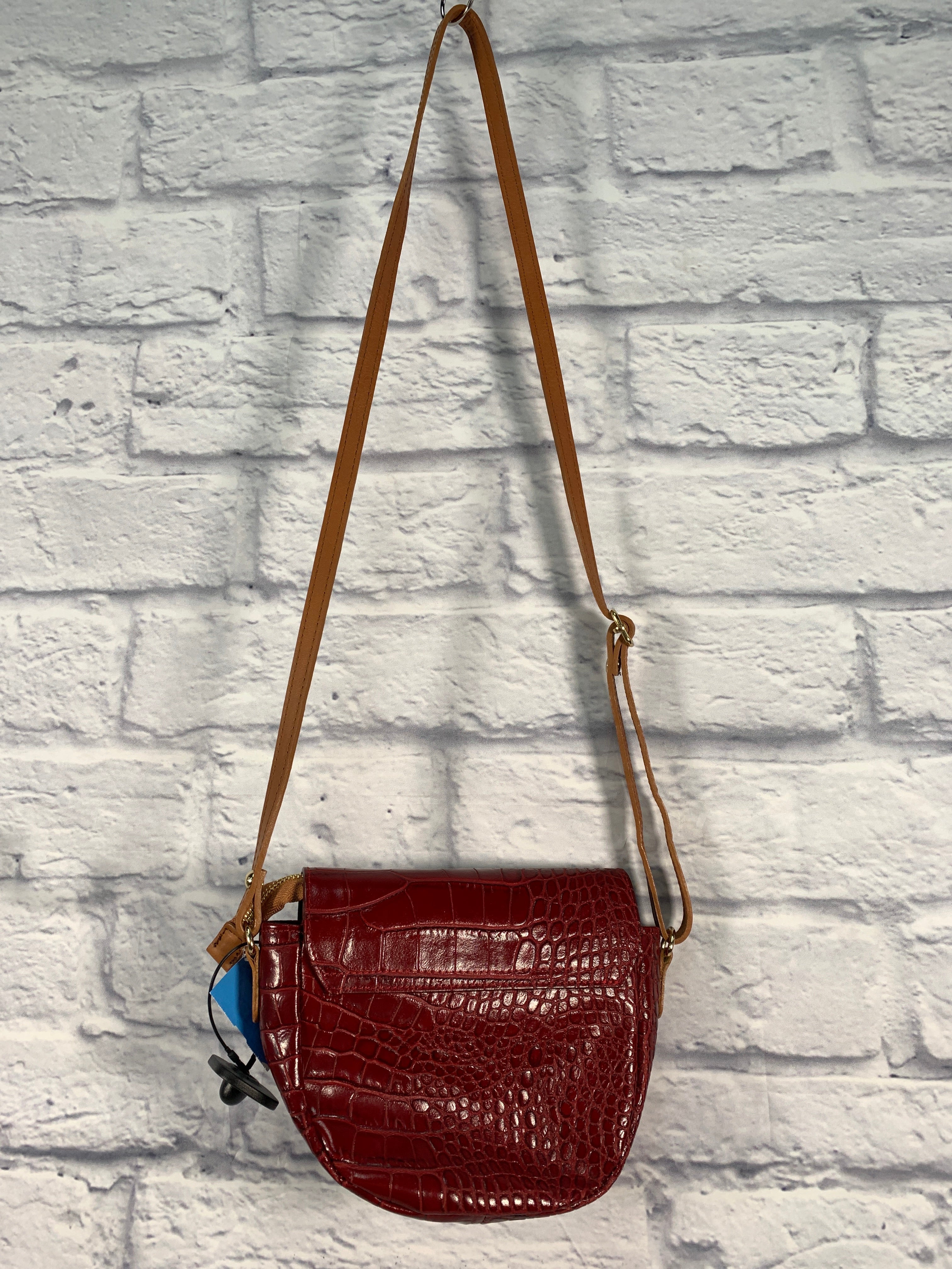 Mentore di vestiti North Richland Hills, Texas, Crossbody in pelle di Clothes Mentor Dimensioni: Piccolo