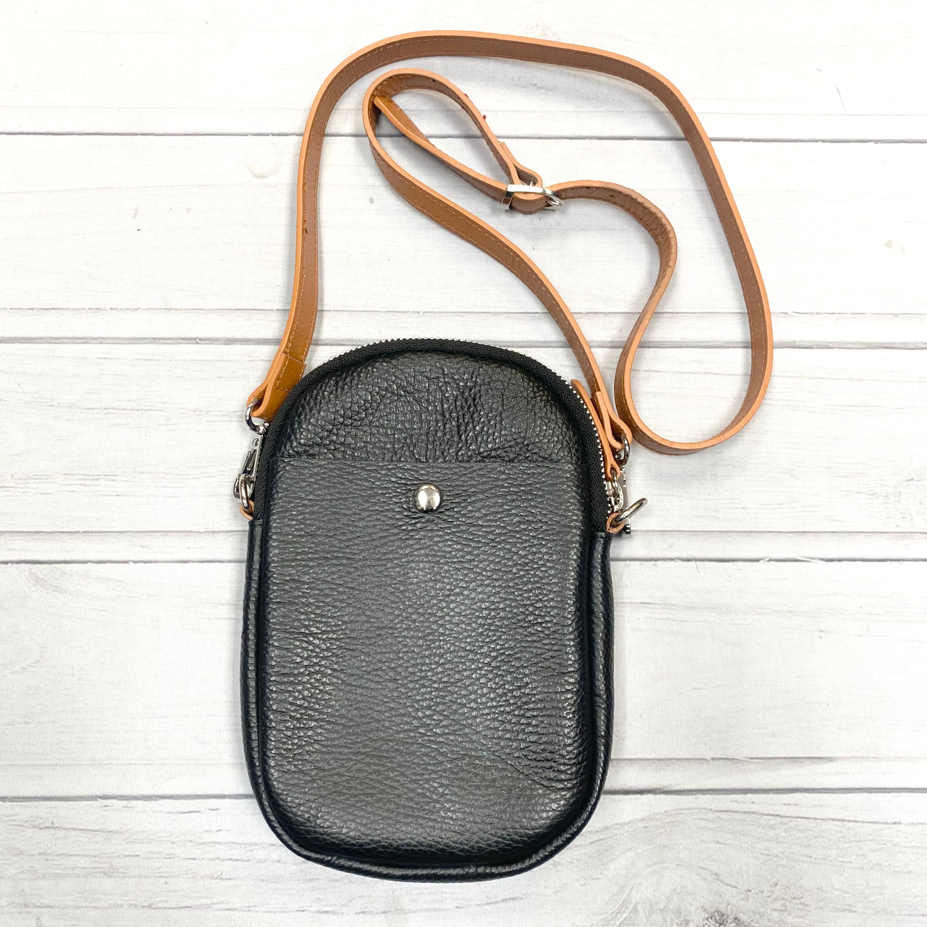 Abbigliamento Mentor West Chester, Pennsylvania, Crossbody in pelle di Divina Firenze misura: Piccolo