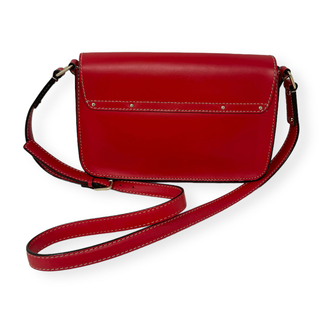 Mentore di vestiti Asheville, Carolina del Nord, Essex Scout Crossbody Designer By Kate Spade Dimensioni: Medio